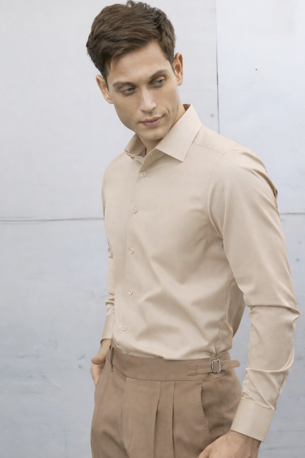 Slim Fit Uzun Kollu Kolay Ütü Teri Emen Nefes Alan Doku Kravatlık Bej Erkek Gömlek