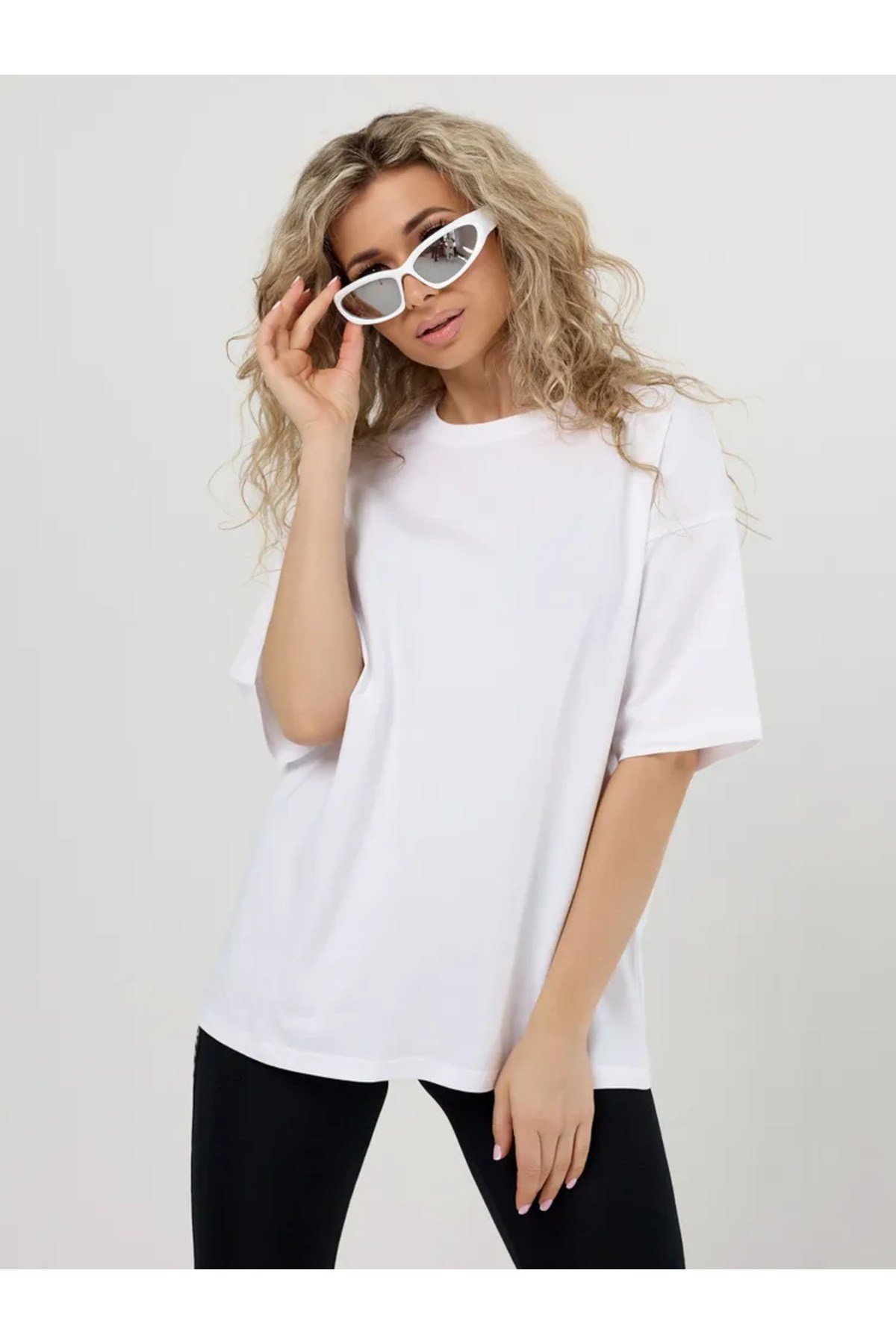 Unisex Bisiklet Yaka Oversize Basic Tshirt