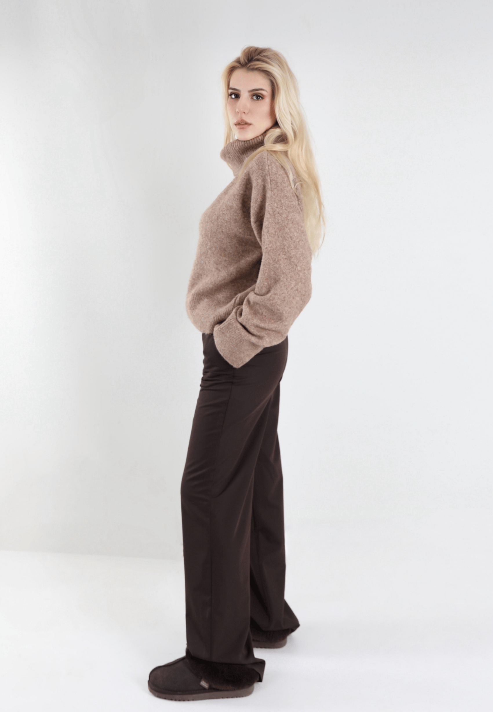 Coffee Cloud Knit 