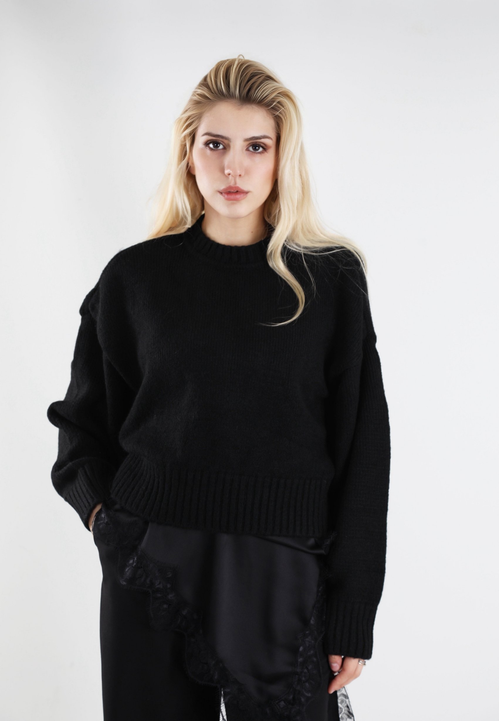 Siyah Oversize Kazak