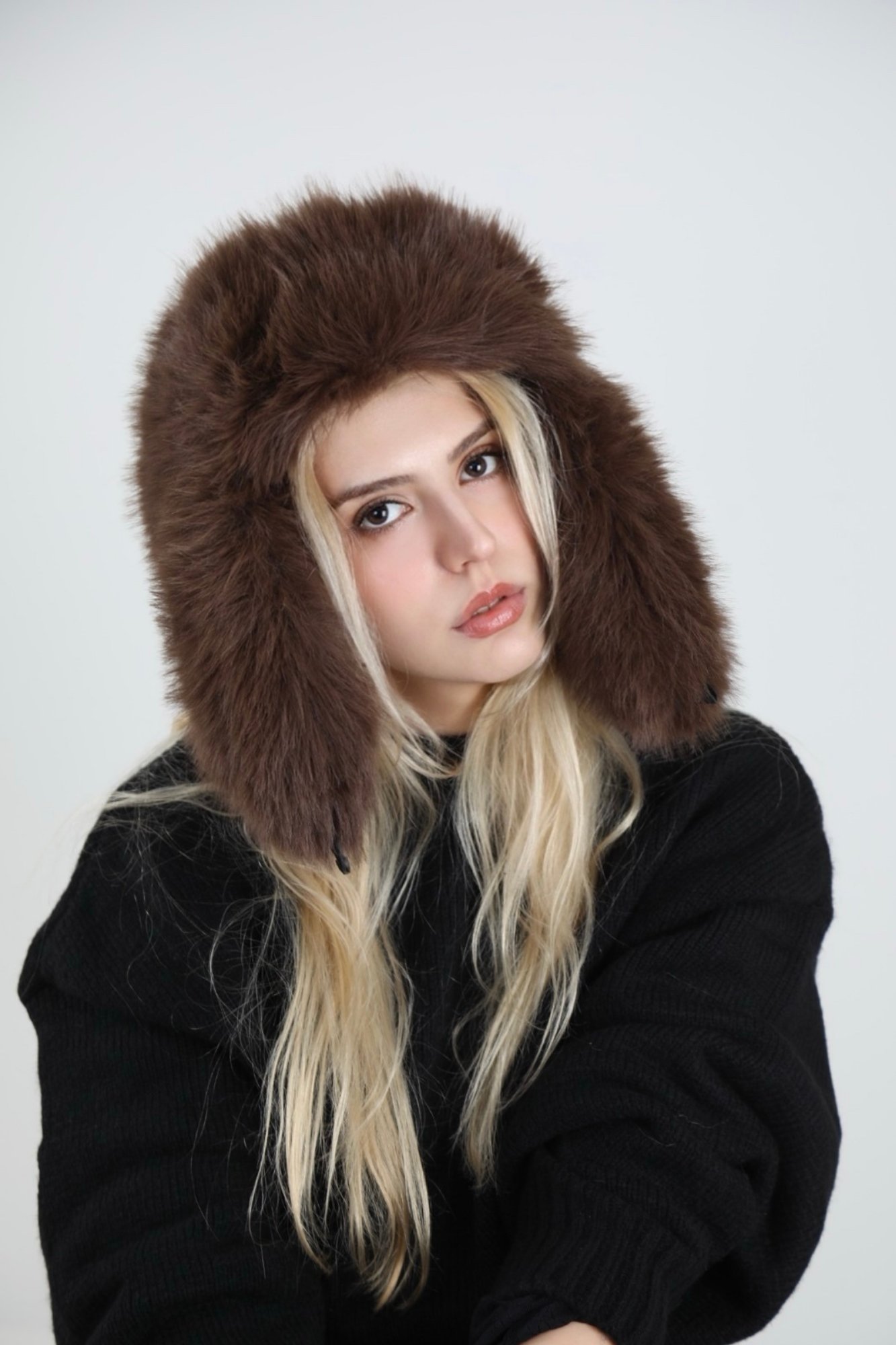 Snowbound Muse Brown