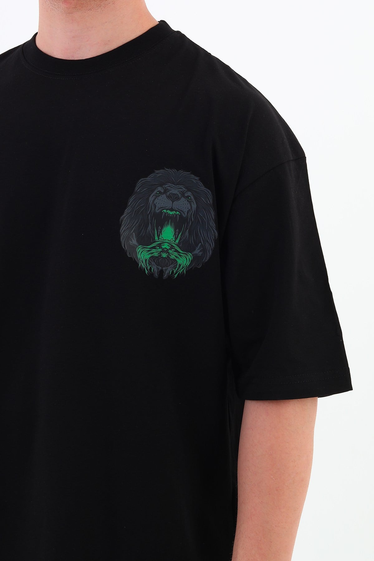 MIGHTY FALL-Oversize Tişört | Sırt Baskılı – Minimal Göğüs Desenli Unisex Tshirt