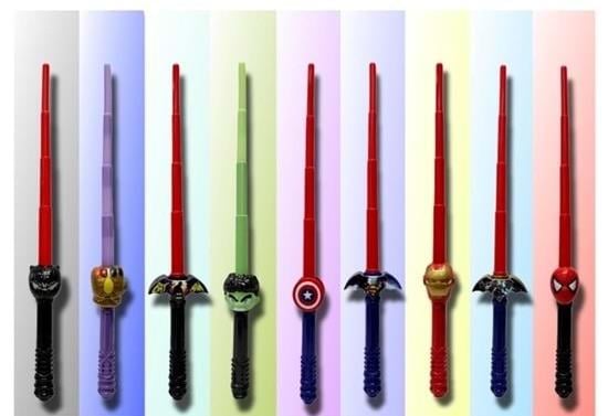 70 CM AVANGERS SESLİ IŞIKLI SENSÖRLÜ KILIÇ