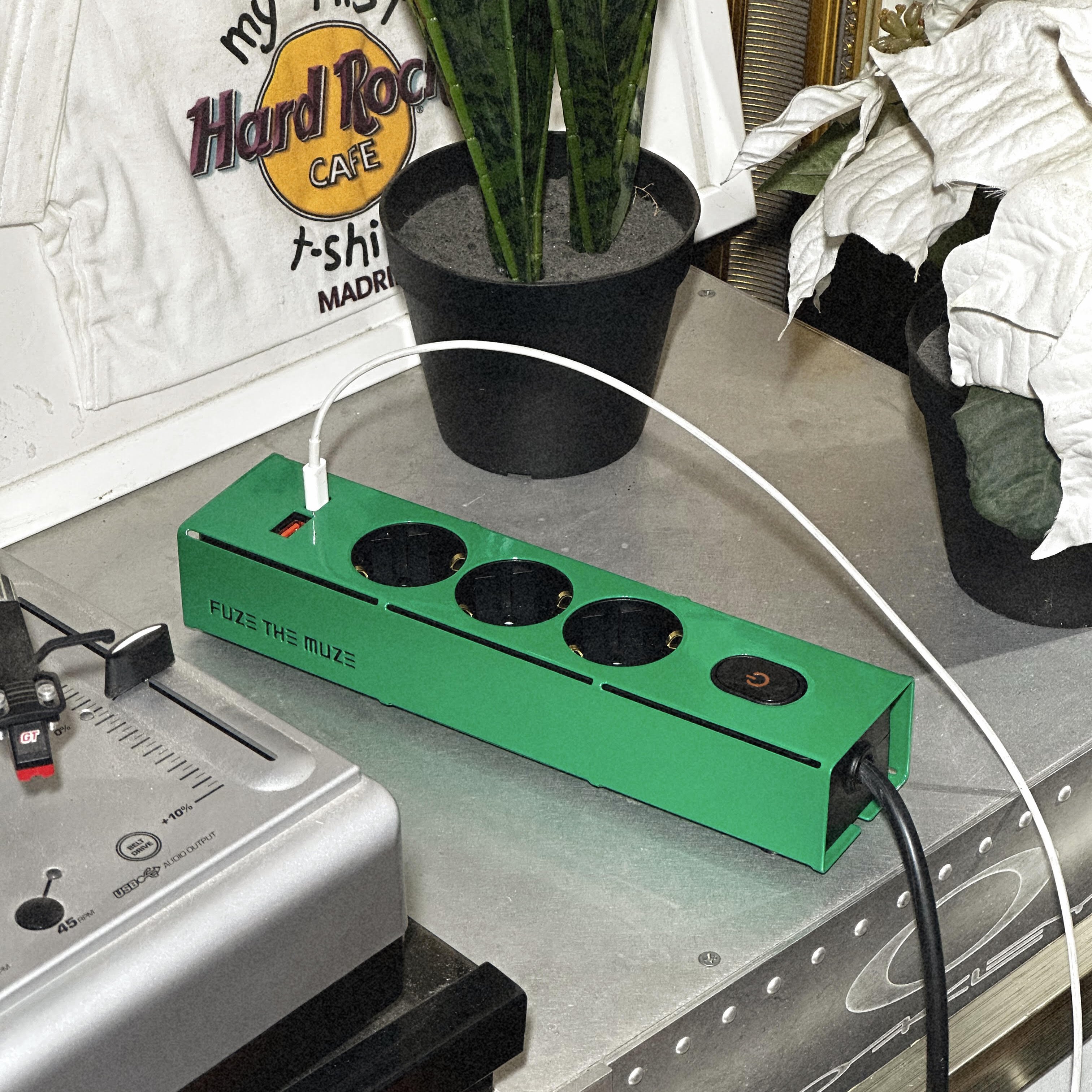 Muze 2.0 Renkli Çoklu Priz (Alien Green)