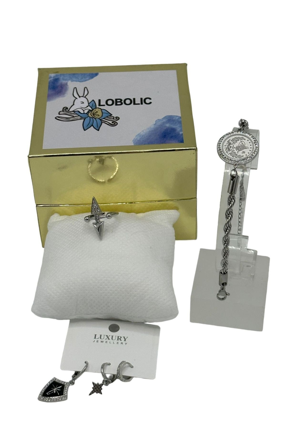 ÇELİK Bileklik ,Küpe, Yüzük Seti. 3 Parça Çelik Set