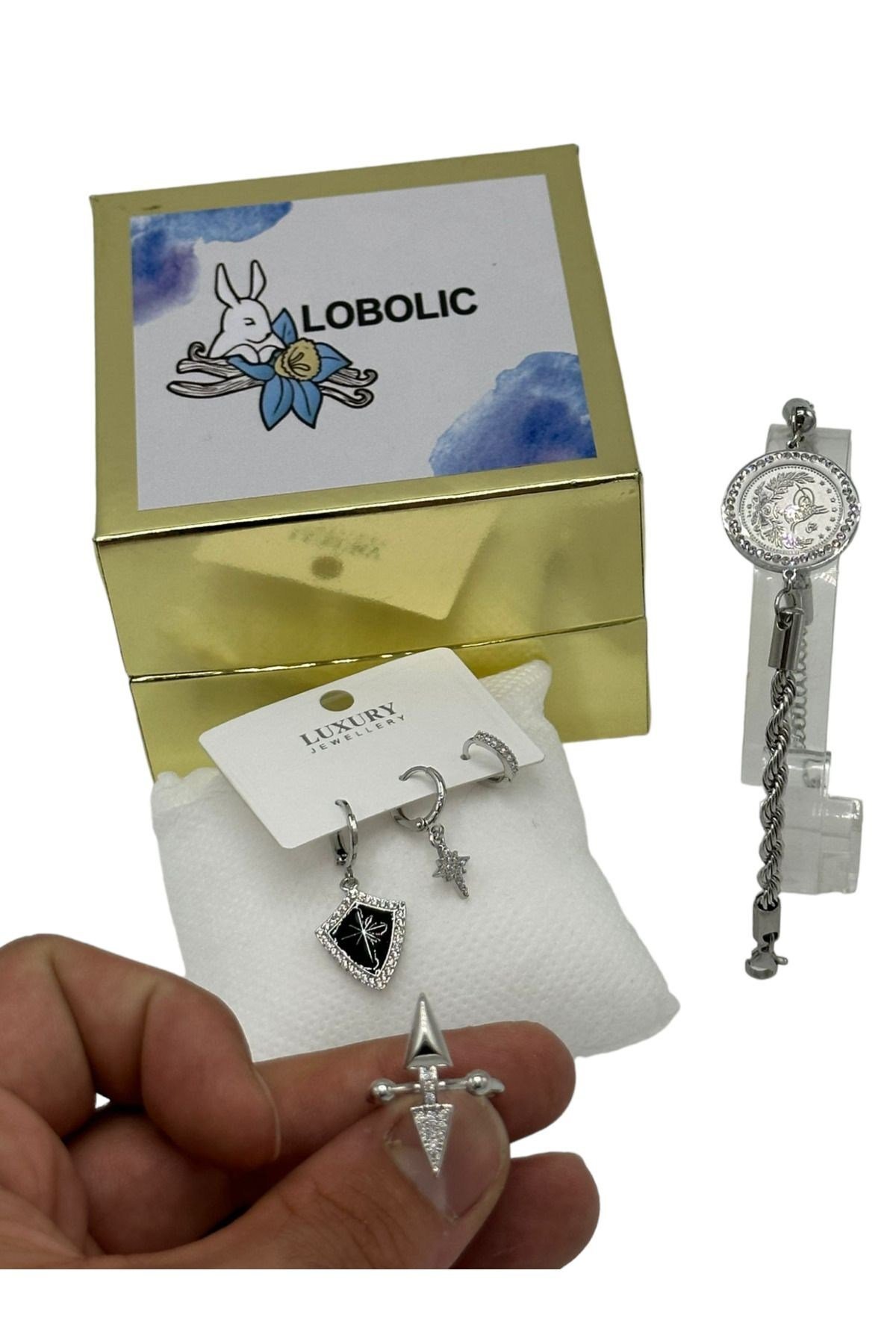 ÇELİK Bileklik ,Küpe, Yüzük Seti. 3 Parça Çelik Set