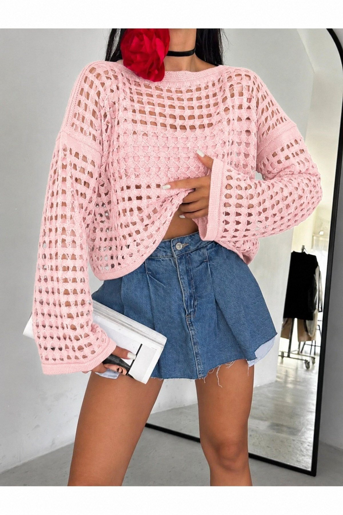 Delikli triko üst Crop bluz