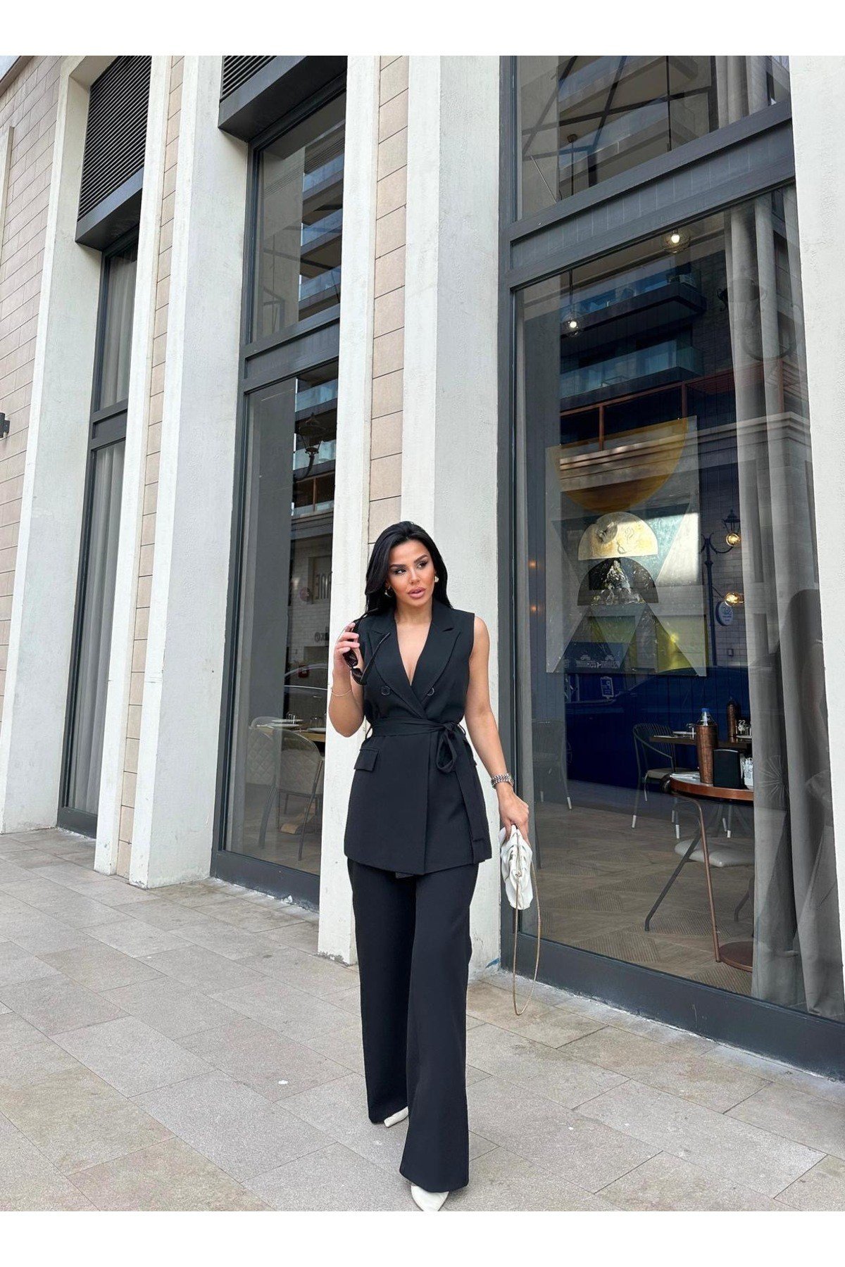 Düğmeli Yelekli Bağlamalı İkili Blazer Takım