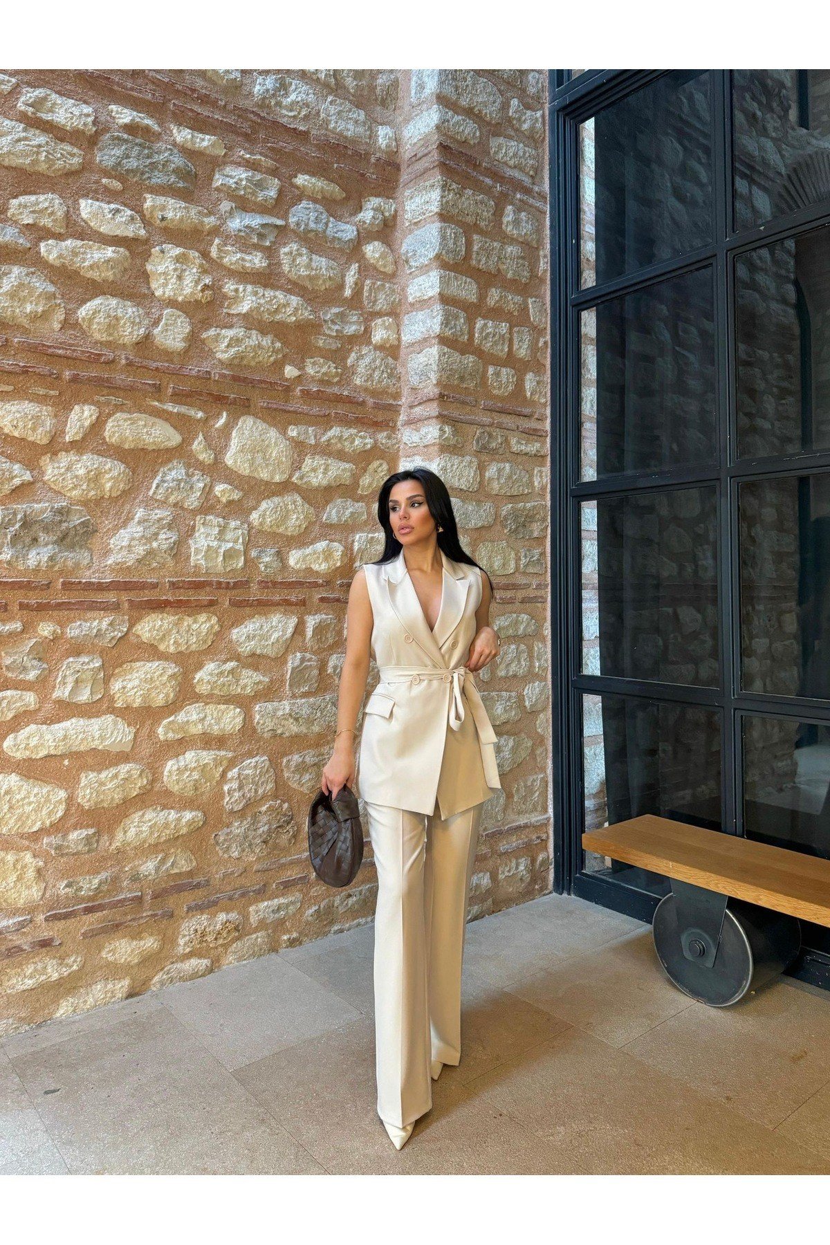 Düğmeli Yelekli Bağlamalı İkili Blazer Takım