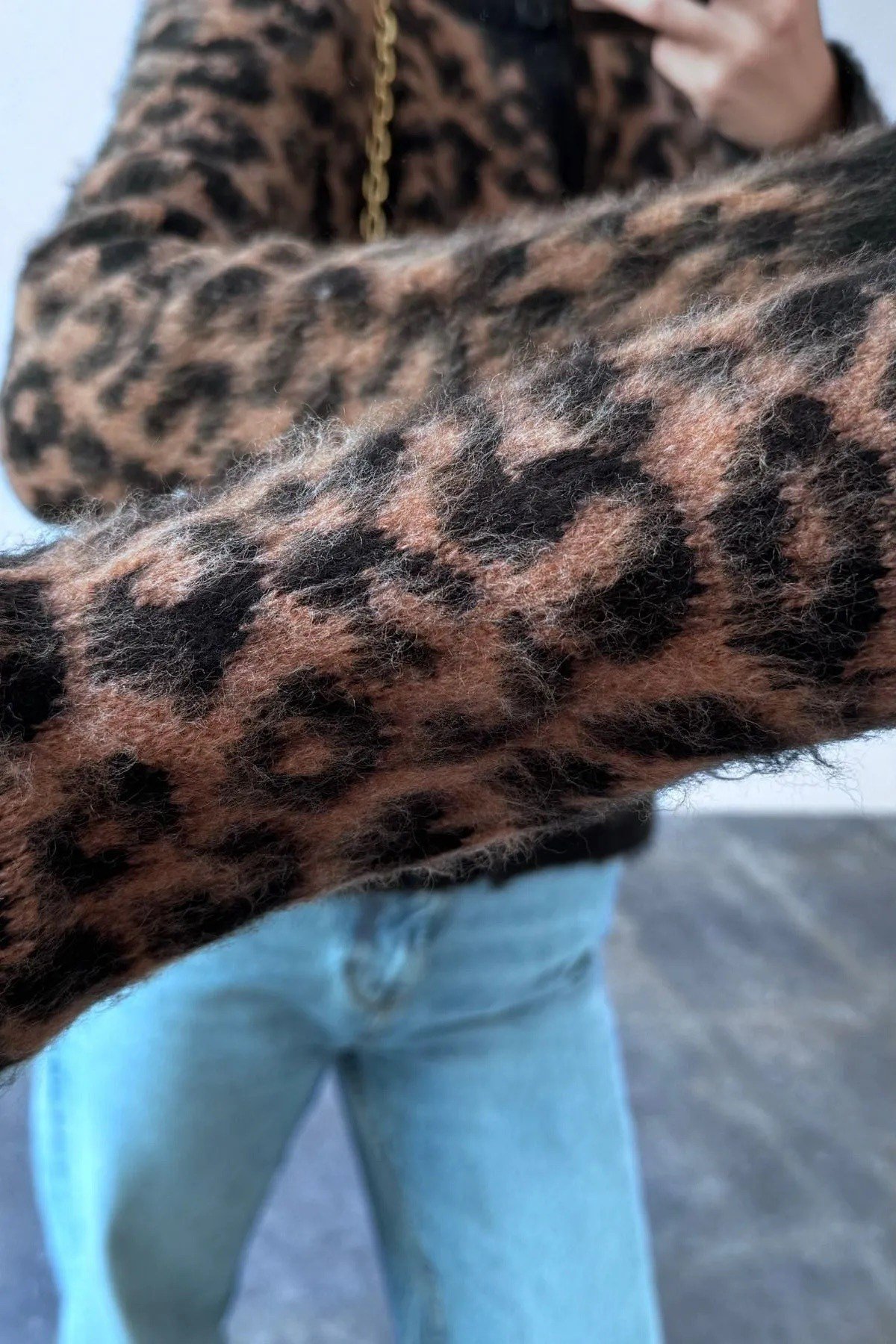 Kadın Kahve Leopar Triko Yumoş Hırka