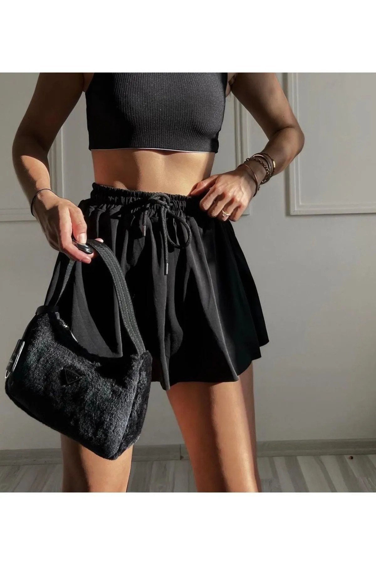 Kadın Siyah Bol Kesim Içi Taytlı Spor Şort Etek Siyah
