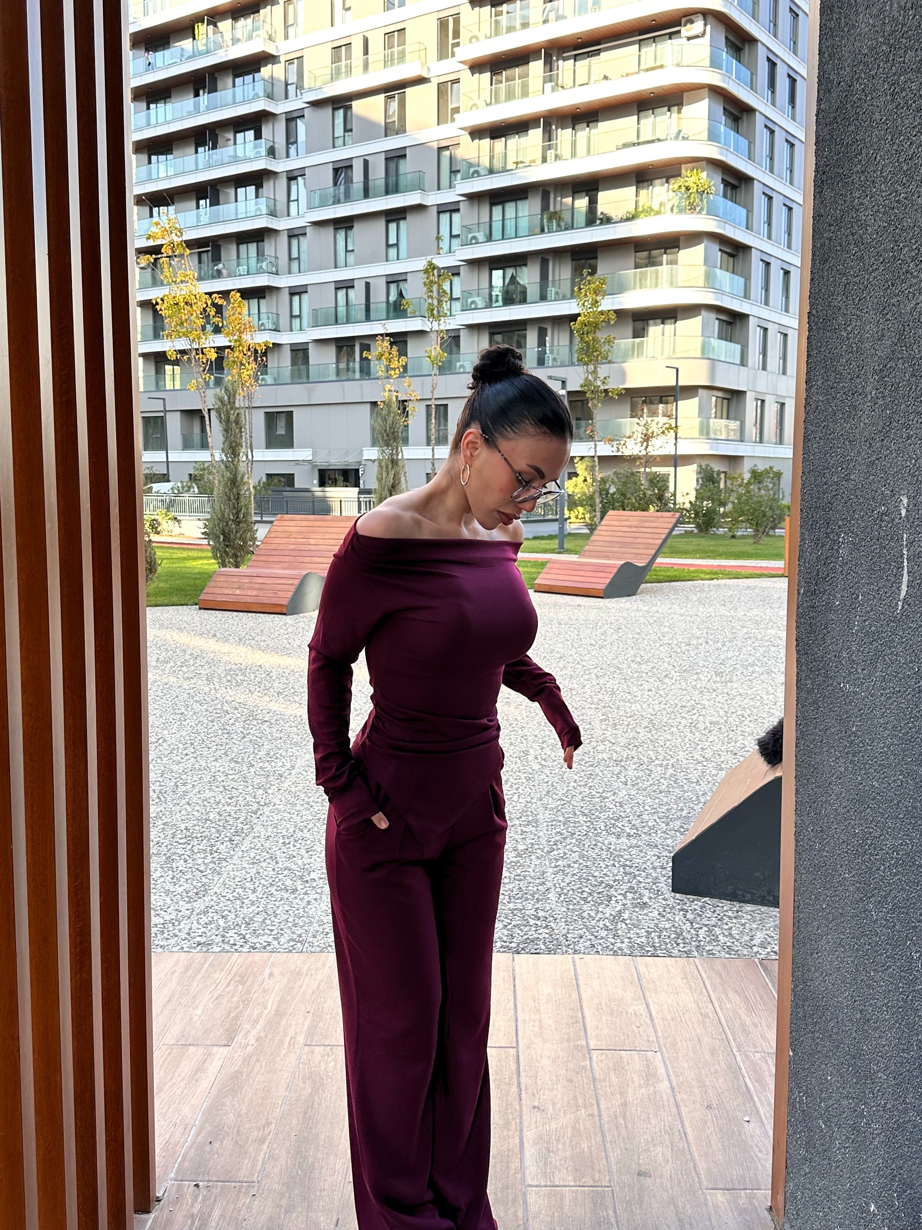Omuz Dekolteli Drapeli Kadın İkili Takım – Bordo