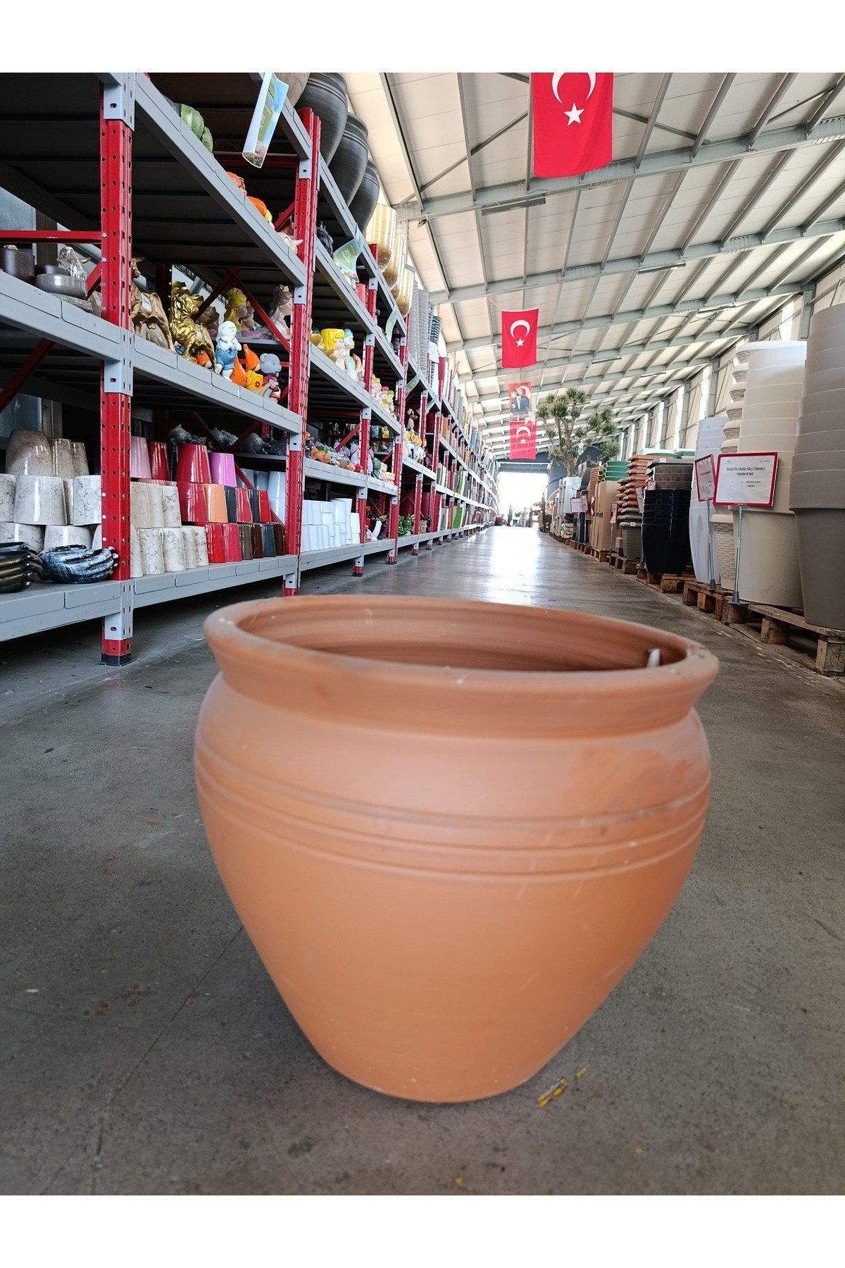 60 Litre Bombeli Sade Dekoratif Saksı