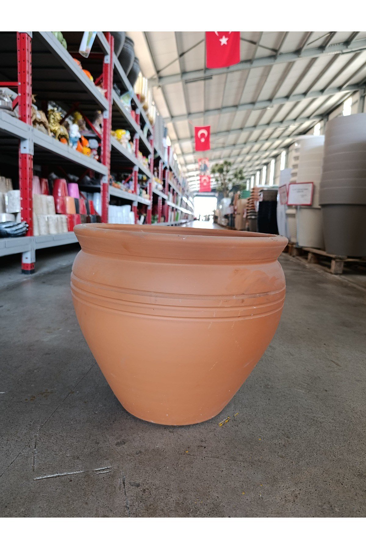 60 Litre Bombeli Sade Dekoratif Saksı