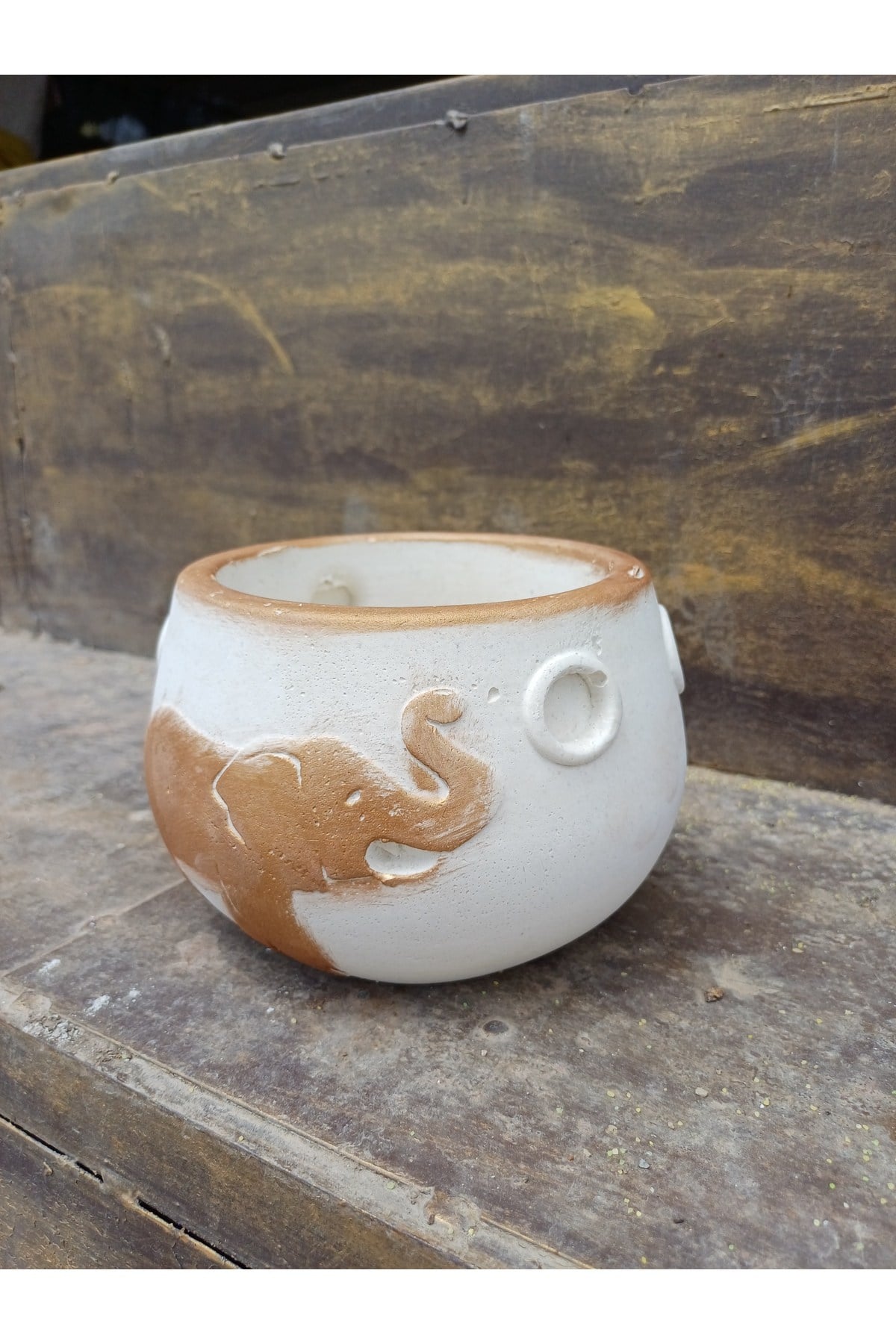 Fil desenli taş çiçek ve bitki saksısı 12x12 cm