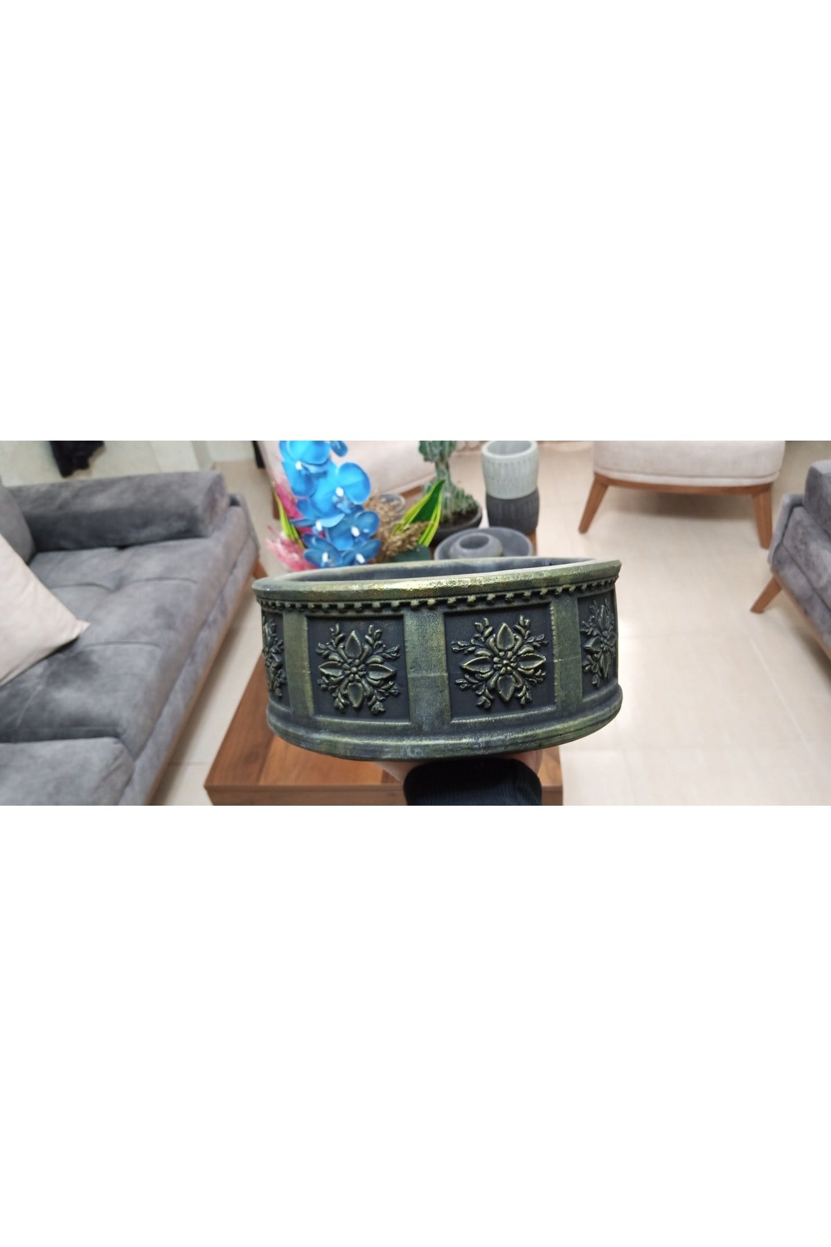 Gold desenli eskitme beton saksı 23*10 cm suya karşı 50 yıl garantili