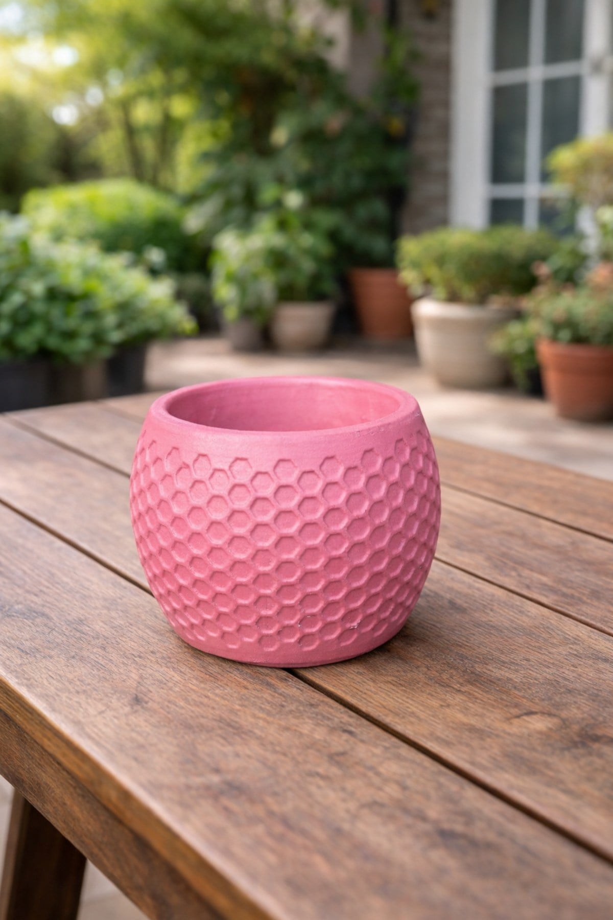 Honeycomb Desenli Pembe Saksı