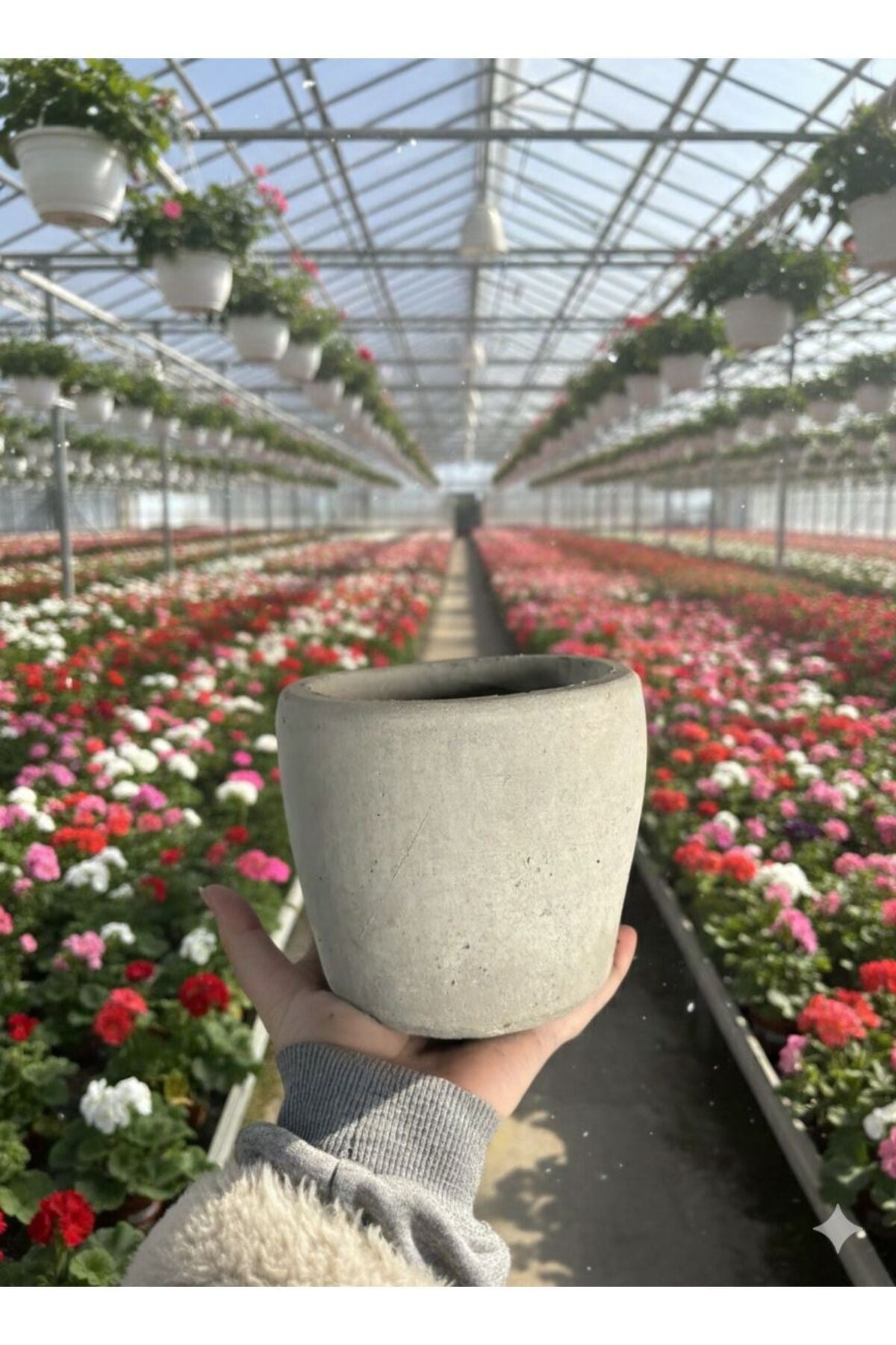 Masaüstü dekoratif beton saksı