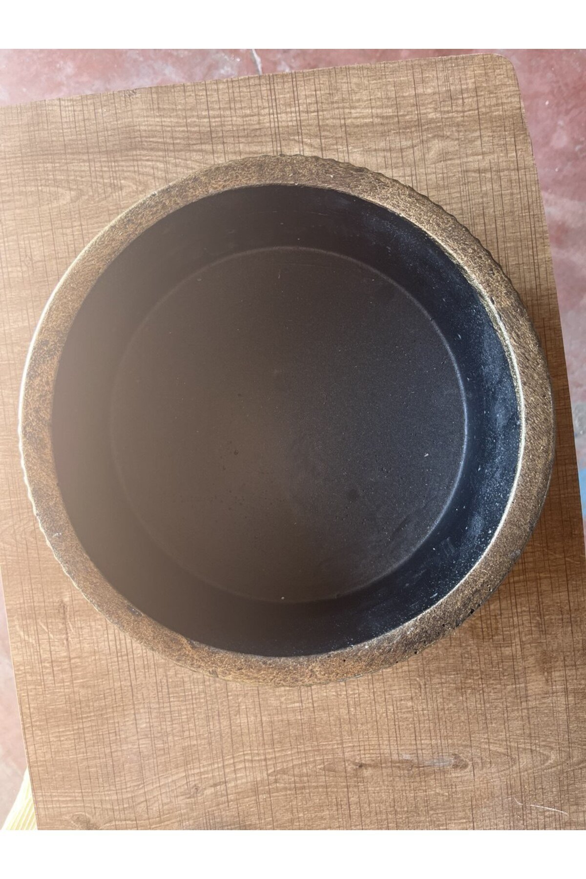 Nil Dizayn Dekoratif Geniş Taş Saksı, 3 Lt Bitki Toprağı ve Bitki Besini 3'Lü Set