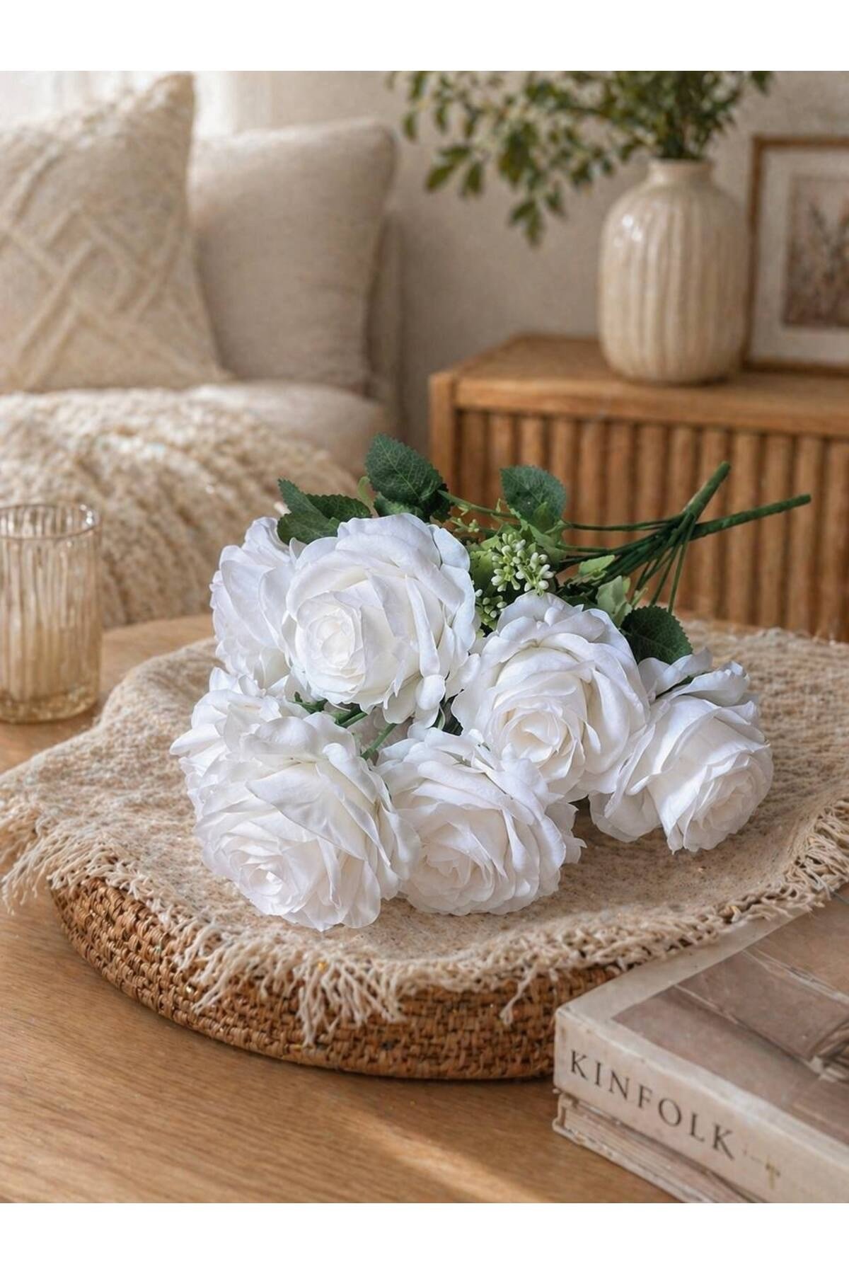 Premium Dekoratif Beyaz Yapay Gül Buketi- Lüks Salon ve Masa Üstü Şıklığı