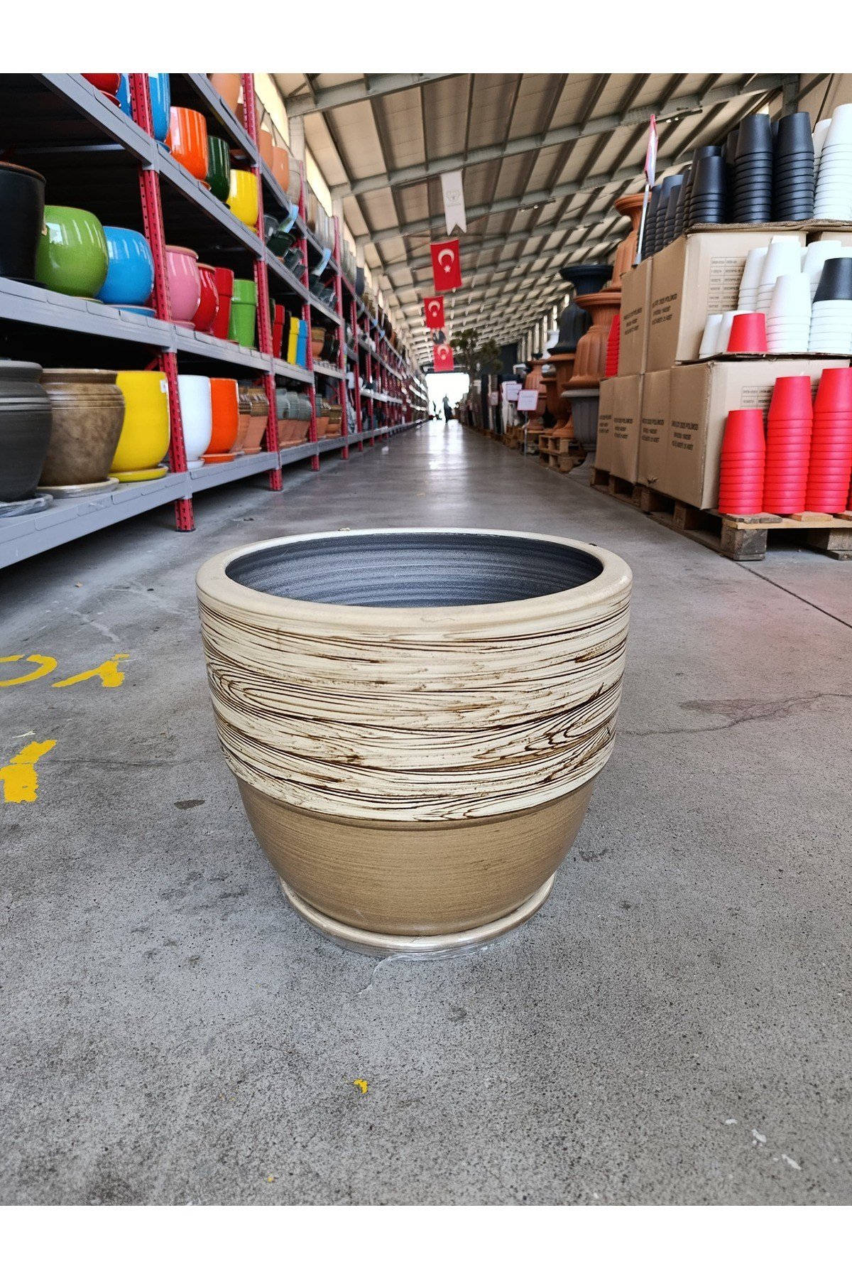 Tabaklı 60 Litre İki Renkli Taş Saksı