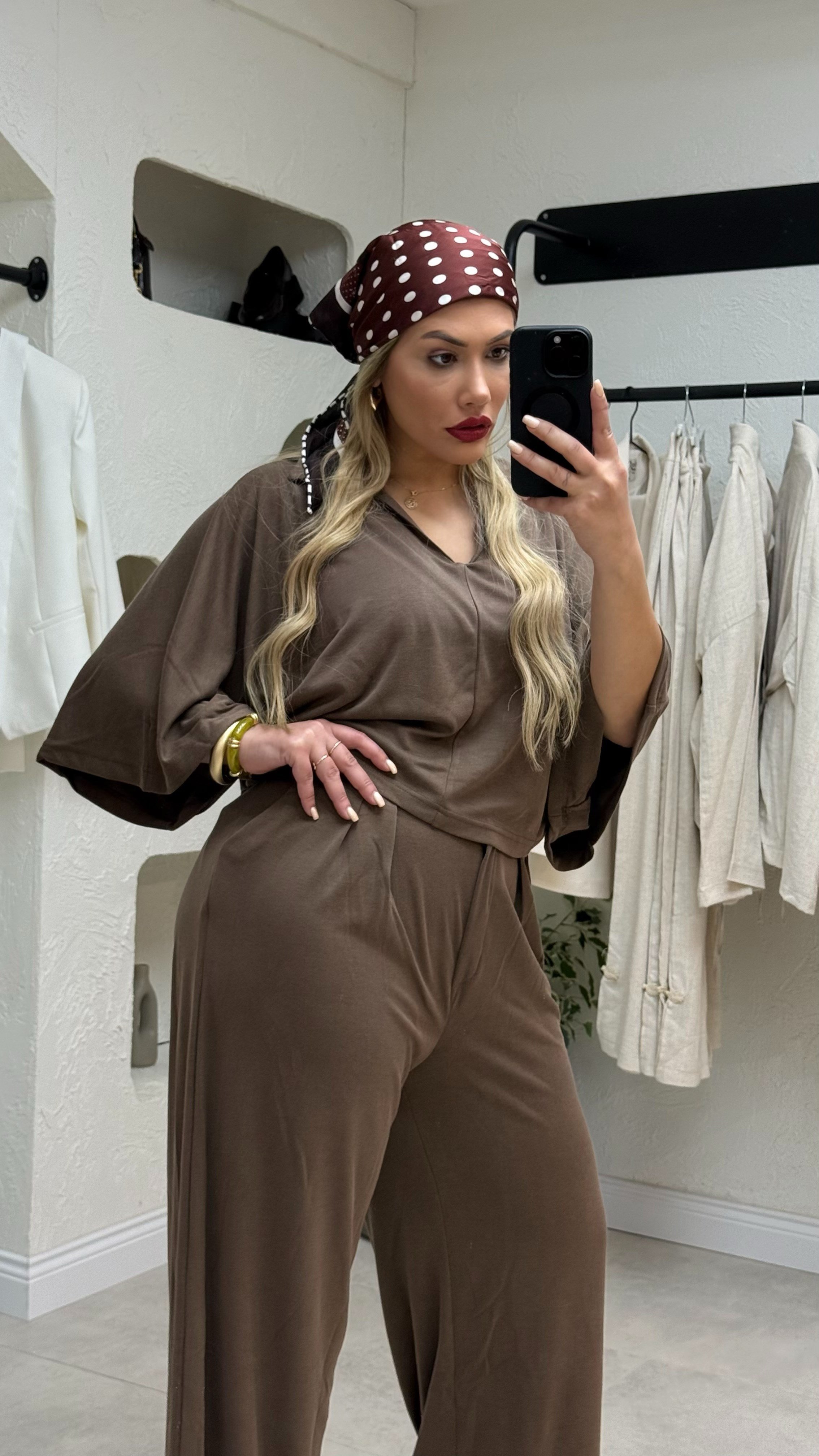Kahve Polo Yaka Bluz Pantolon Takım
