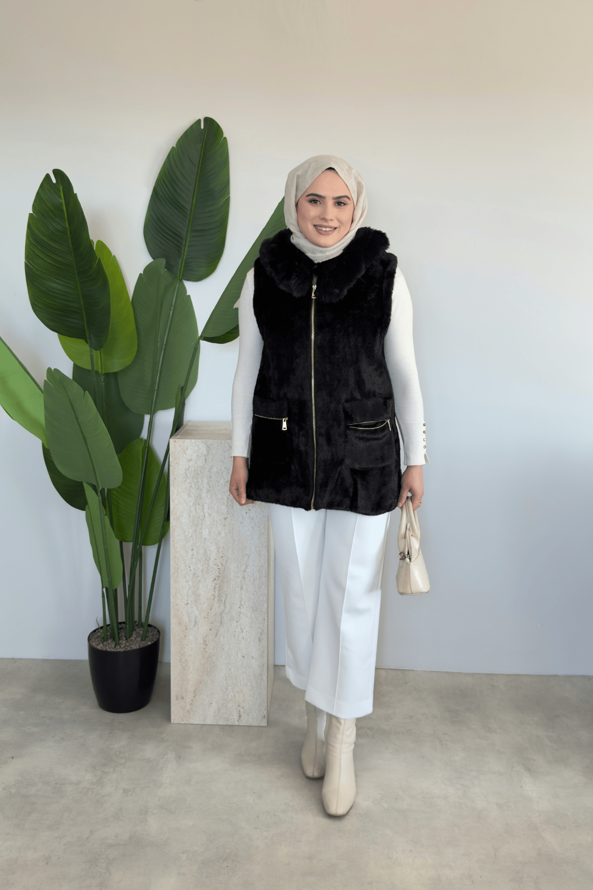 Angora Kürk Yelek | Siyah