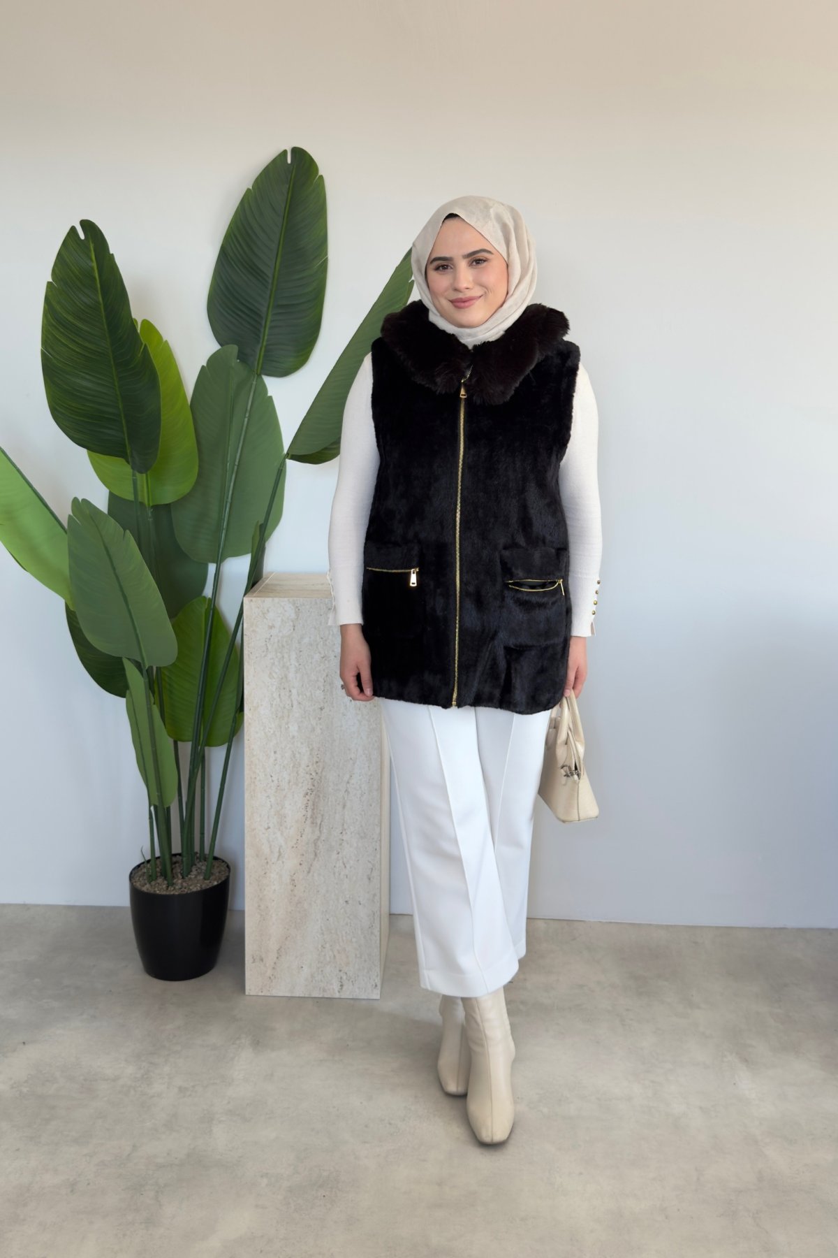Angora Kürk Yelek | Siyah
