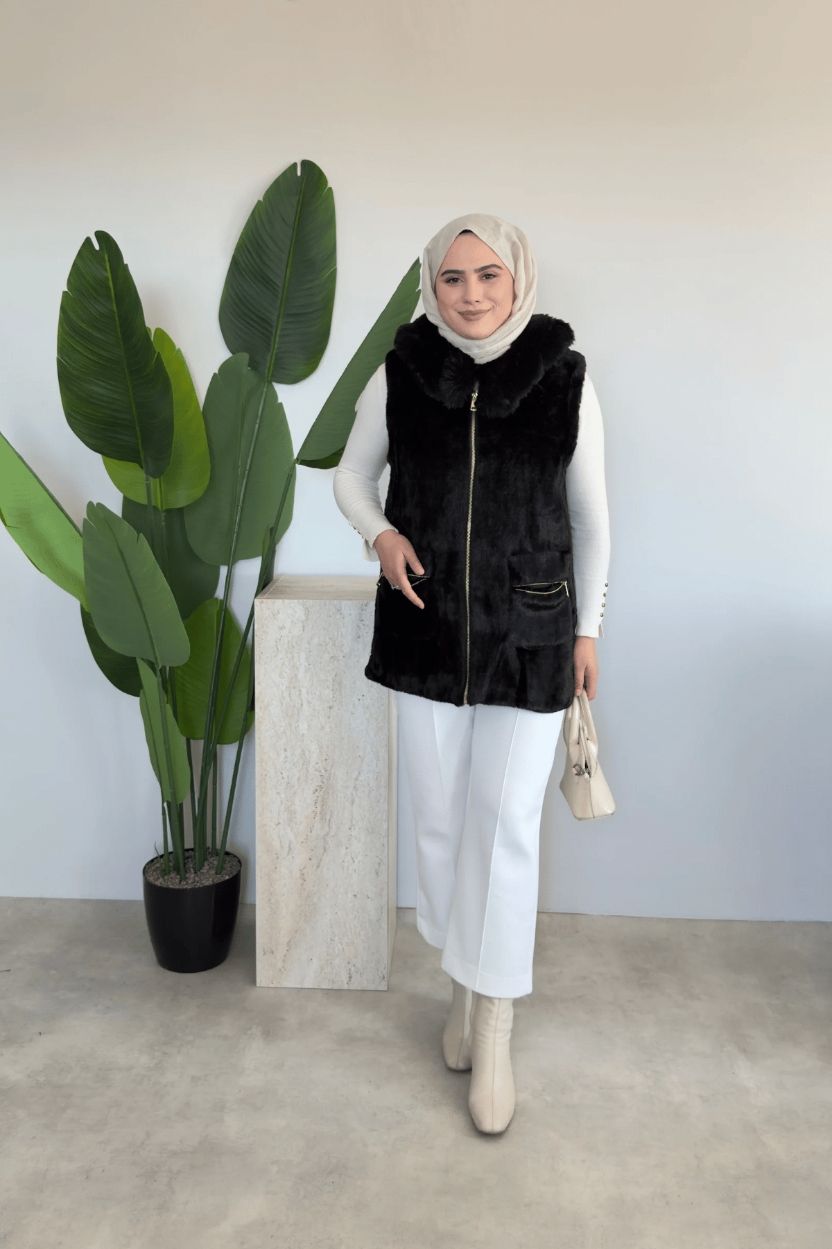 Angora Kürk Yelek | Siyah
