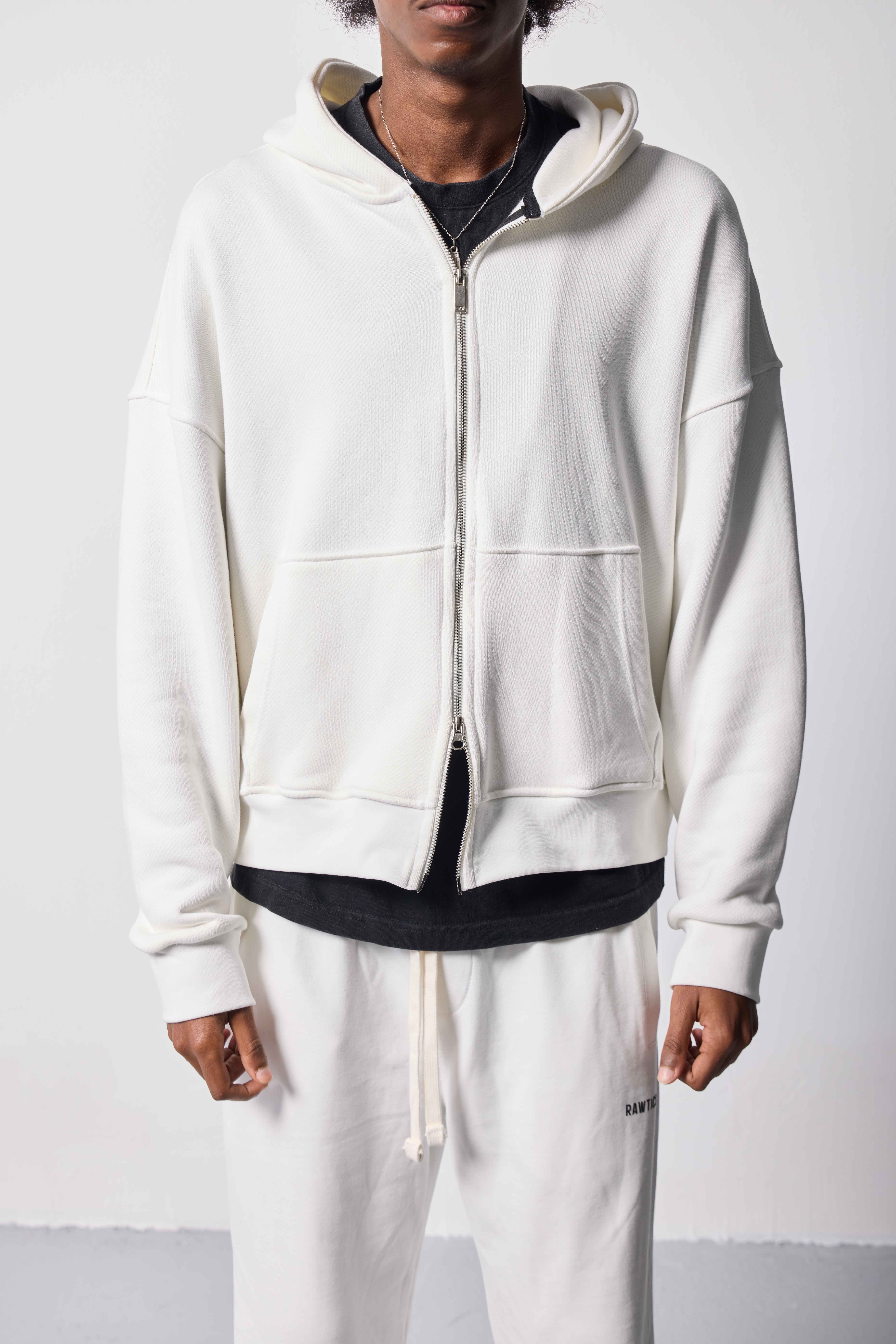 CROPPED FIT KAPÜŞONLU SWEATSHIRT