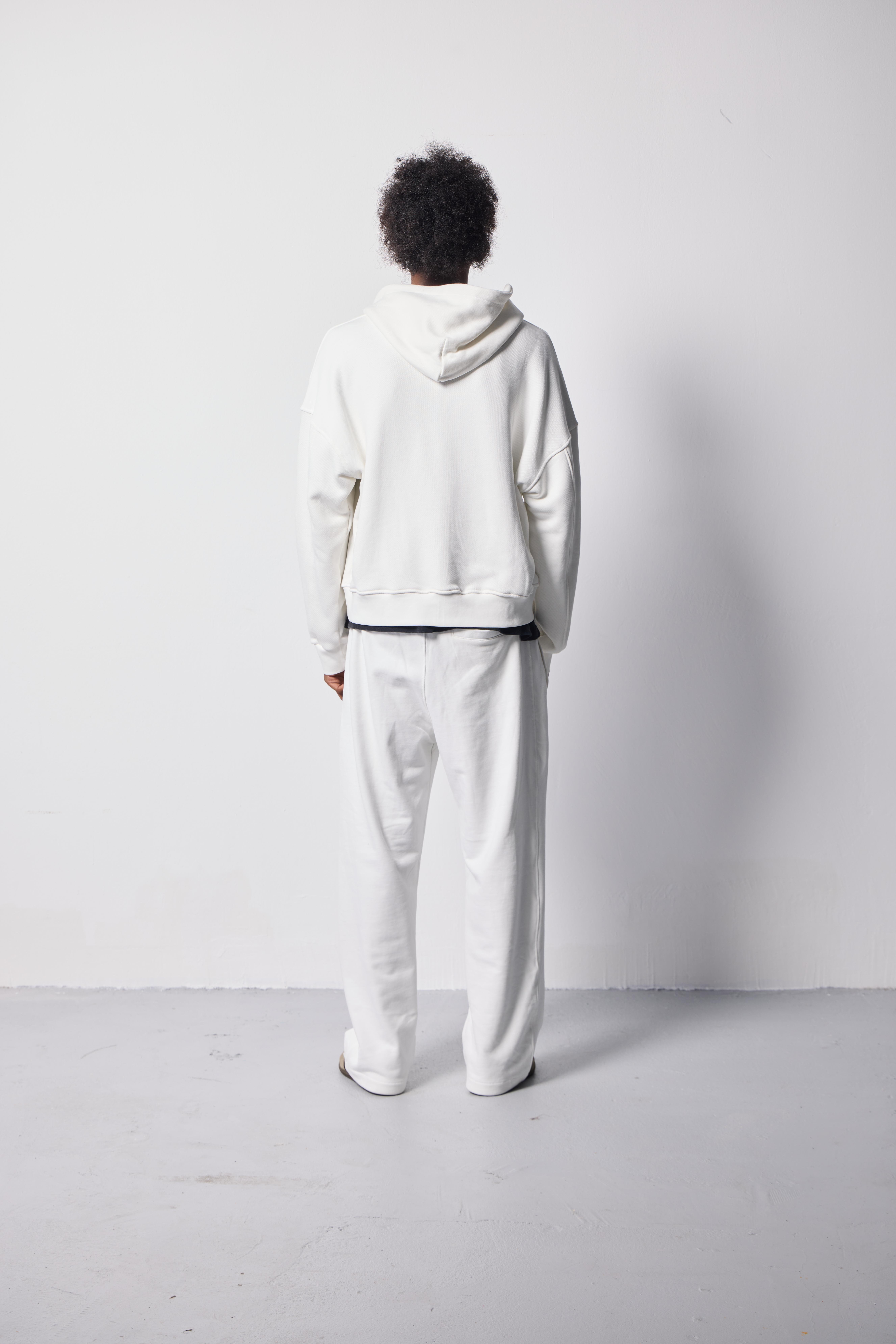 CROPPED FIT KAPÜŞONLU SWEATSHIRT