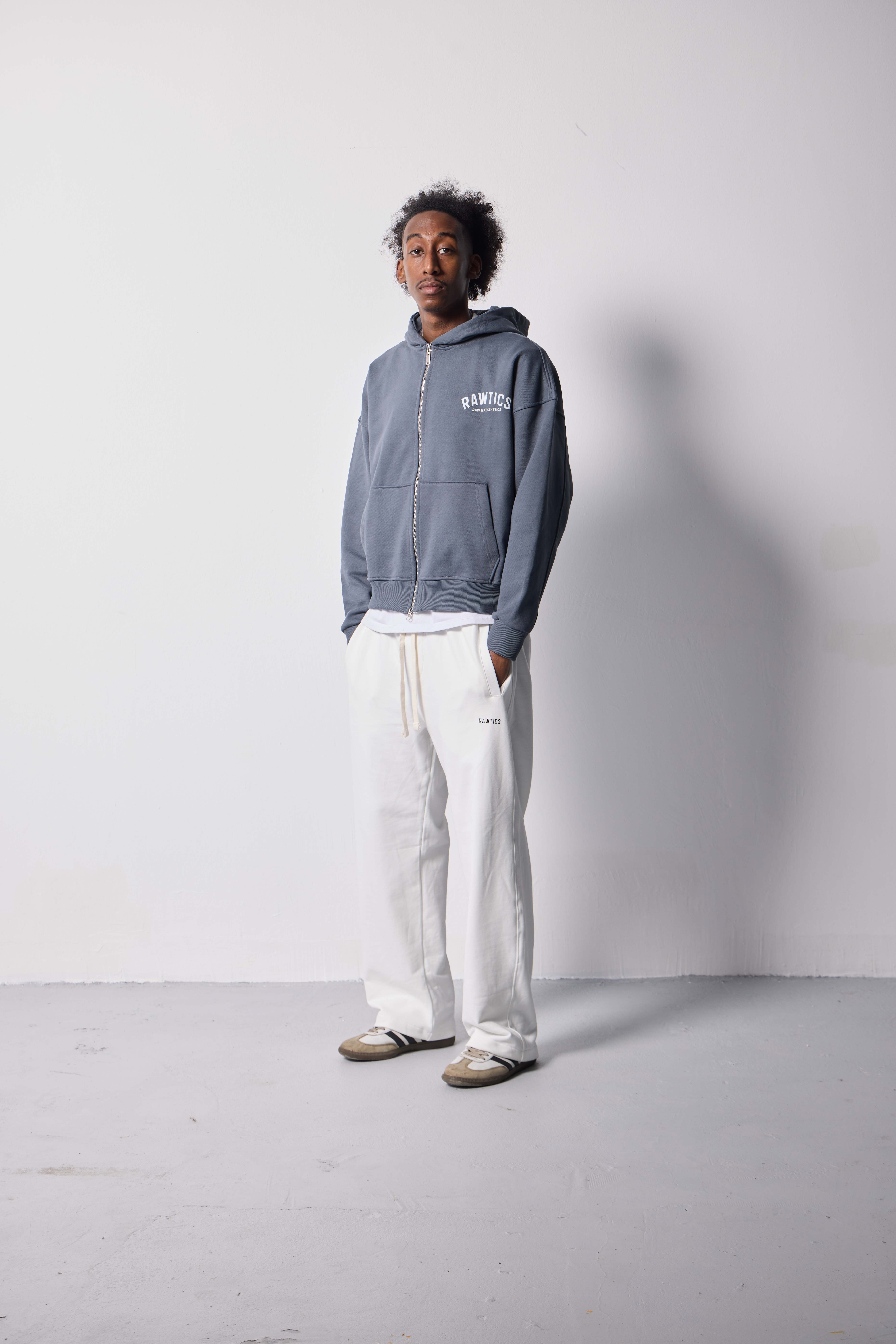 CROPPED FIT KAPÜŞONLU SWEATSHIRT Gri 
