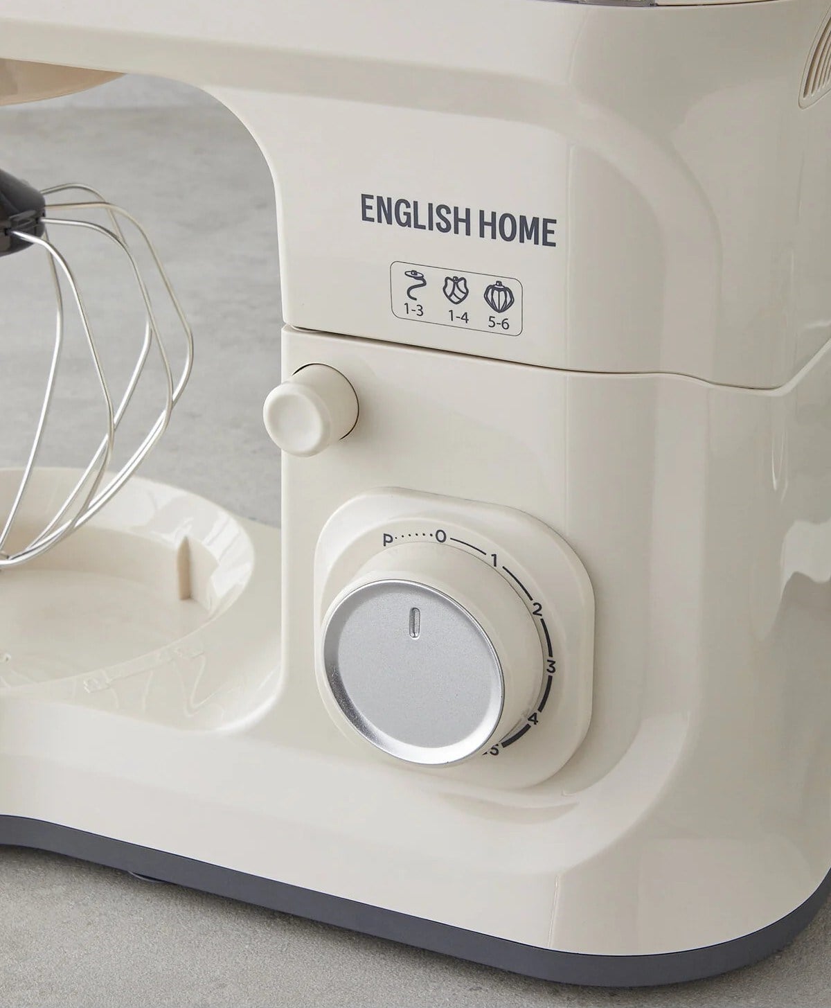 English Home SMR 3001 Hammurix Stand Mikseri Bej – 1500W, 5,5 L, 6 Hızlı Hamur Yoğurma Makinesi