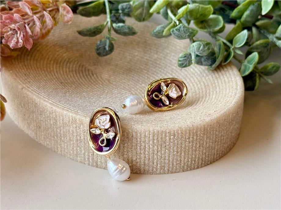 14K Sarkıt İnci Detaylı Mineli Küpe
