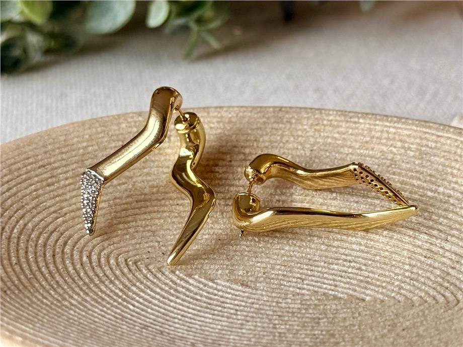 Gold Çift Taraflı Asimetrik Küpe
