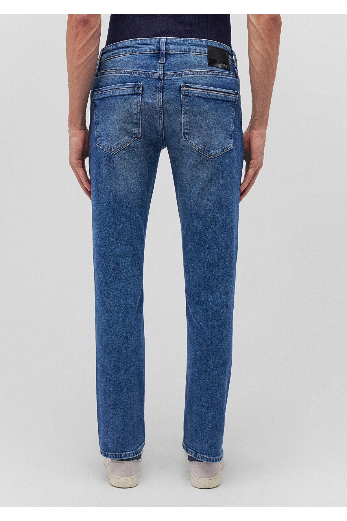 Jake Mavi Black Açık Mavi Jean Pantolon 0042287863