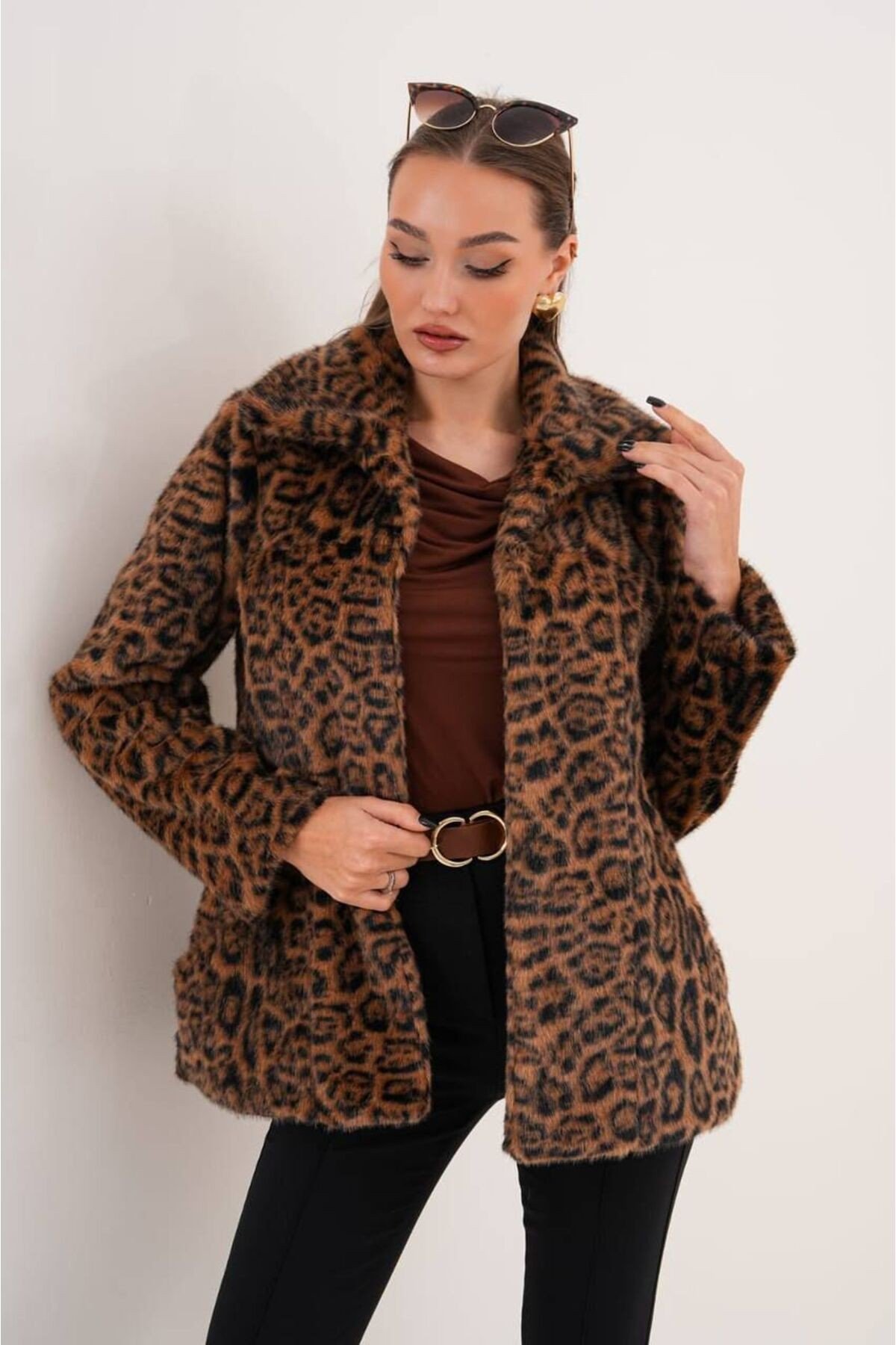 Leoparlı Kürk