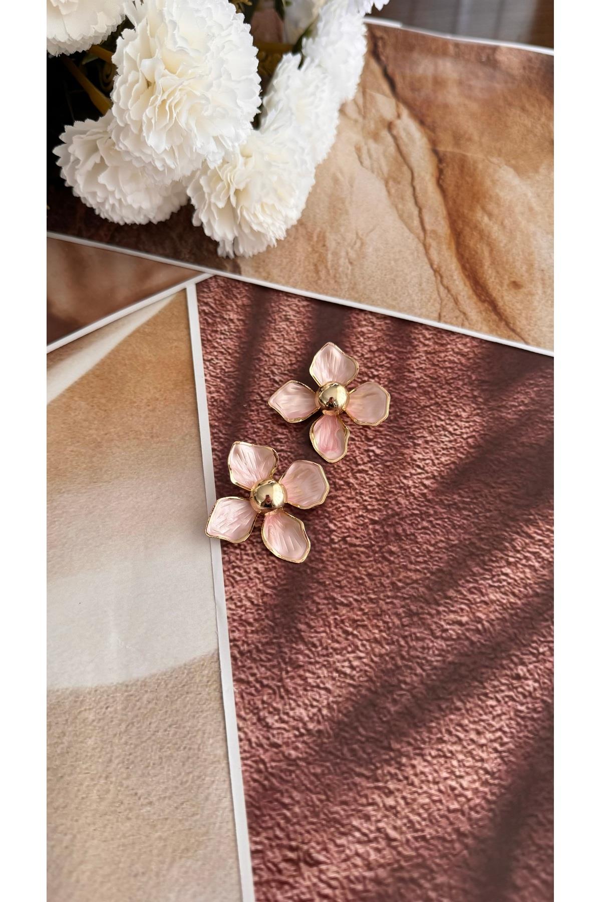 Çiçek pinterest küpe