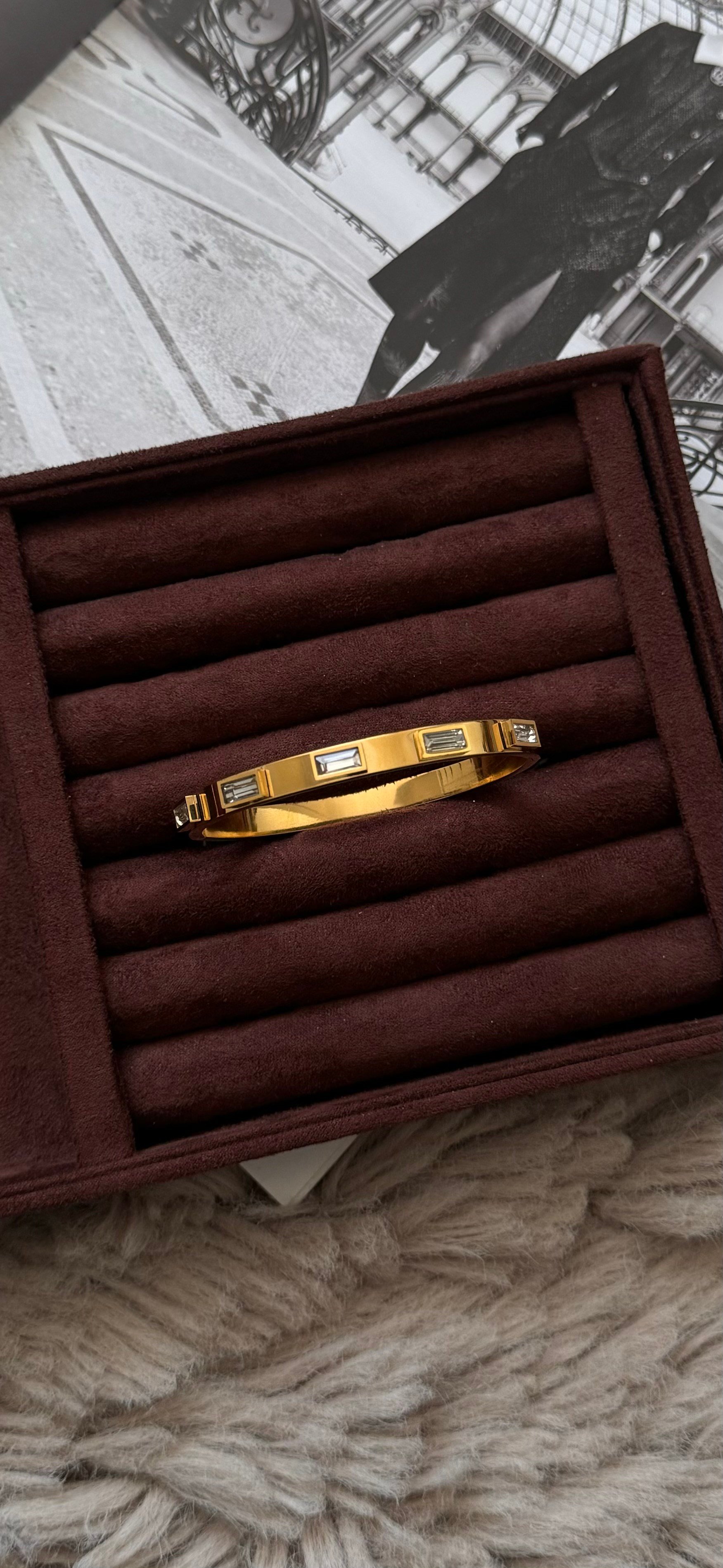 LUEUR TAŞLI ÇELİK KELEPÇE (60MM)