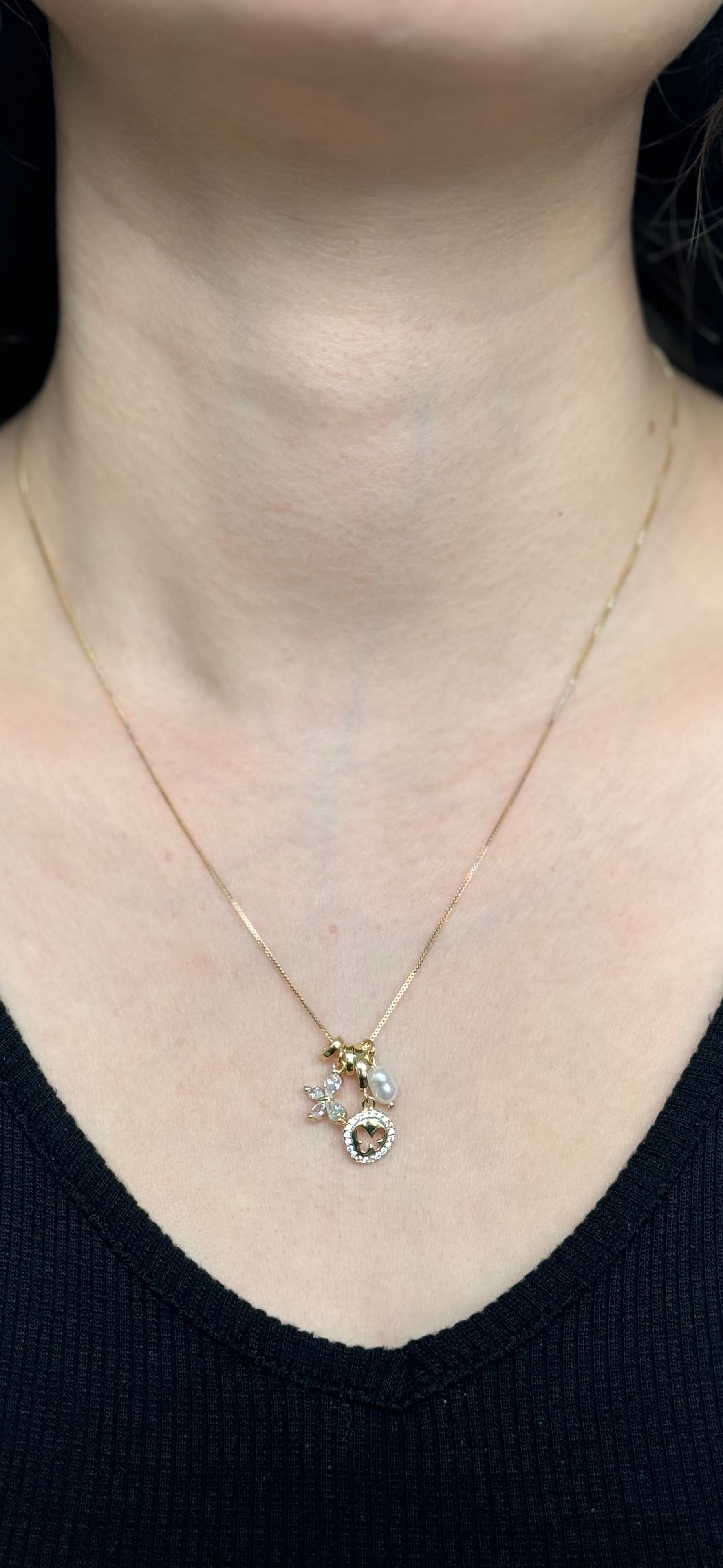 vip kelebek charm kolye