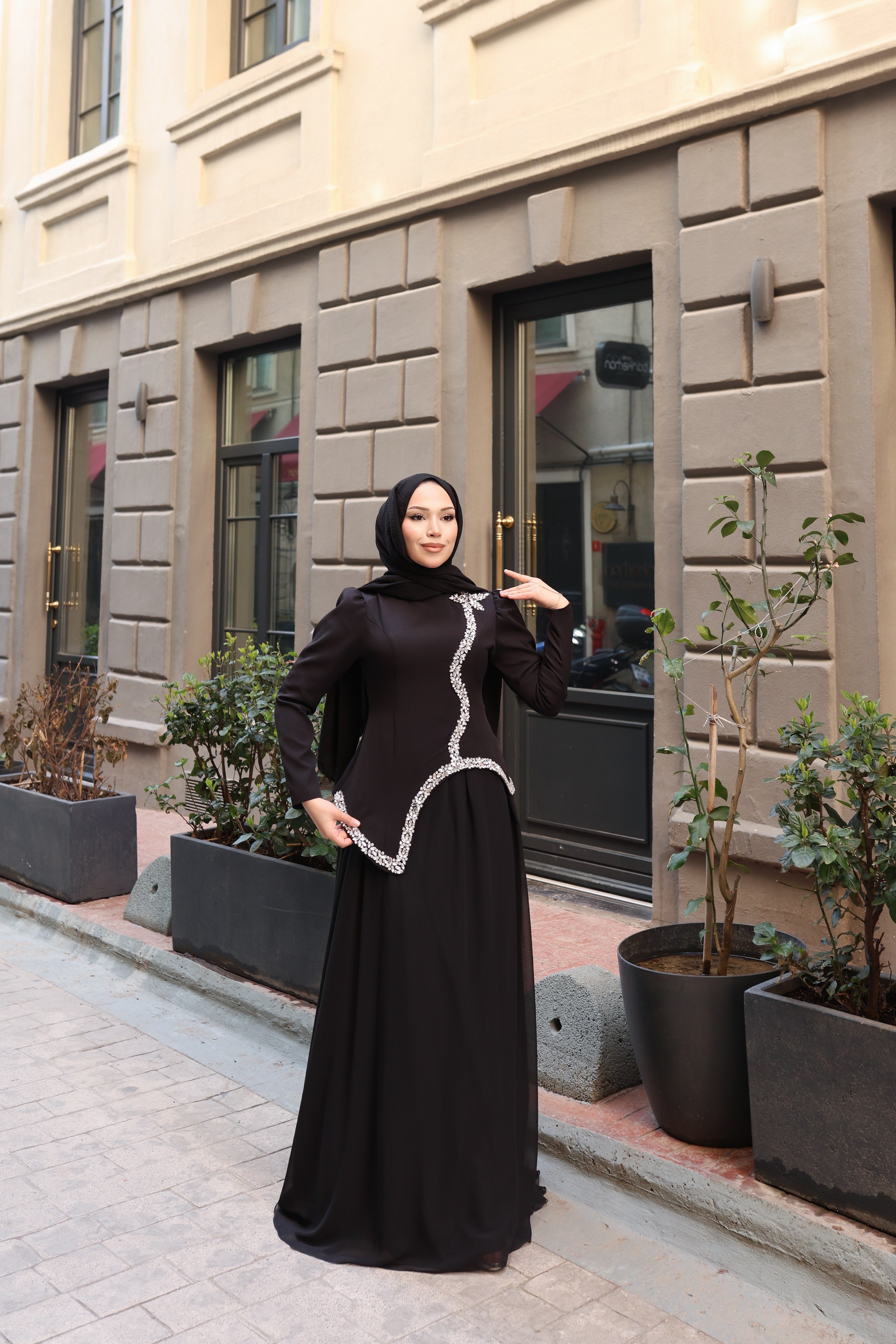 Larin Taş Detay Etekli Abiye 8060 Siyah
