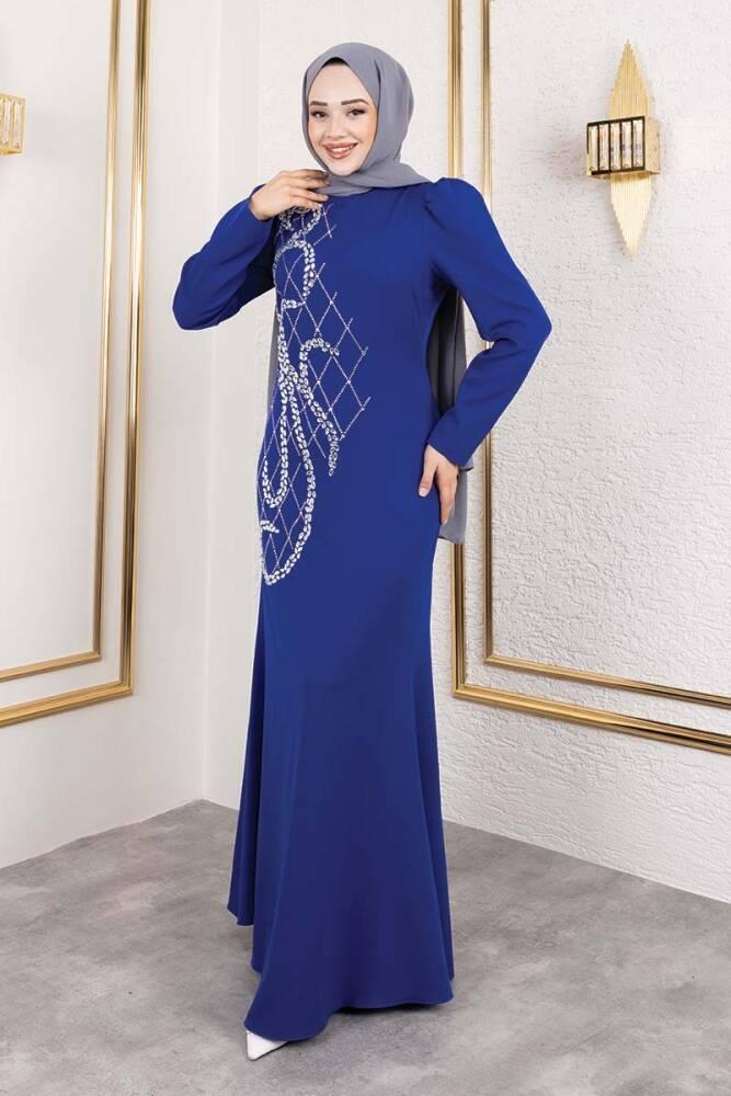 Önden Taş İşlemeli Krep Elbise | Saks