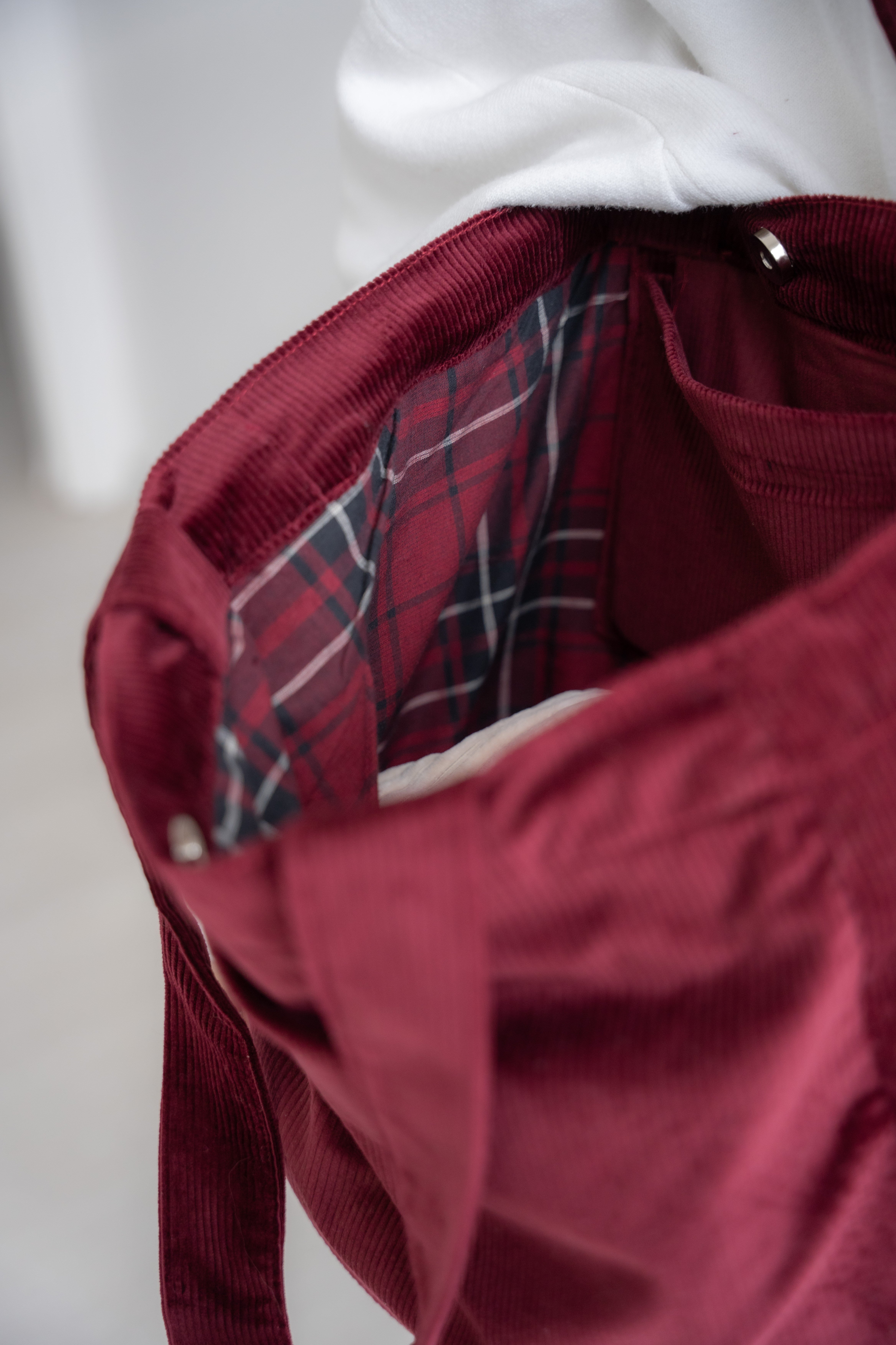BORDO KADİFE TOTE ÇANTA