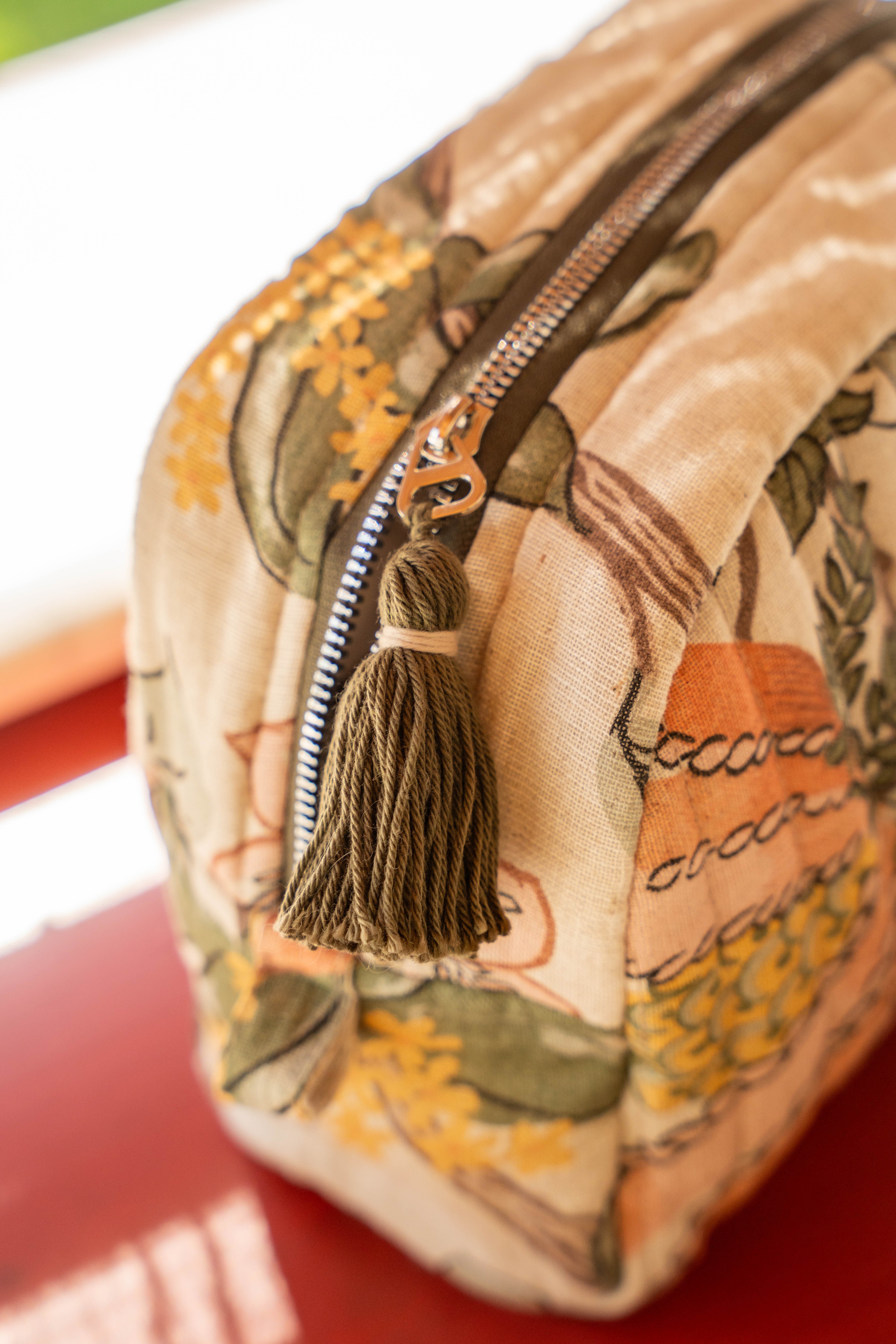 DESENLİ KETEN MAKYAJ ÇANTASI & CLUTCH