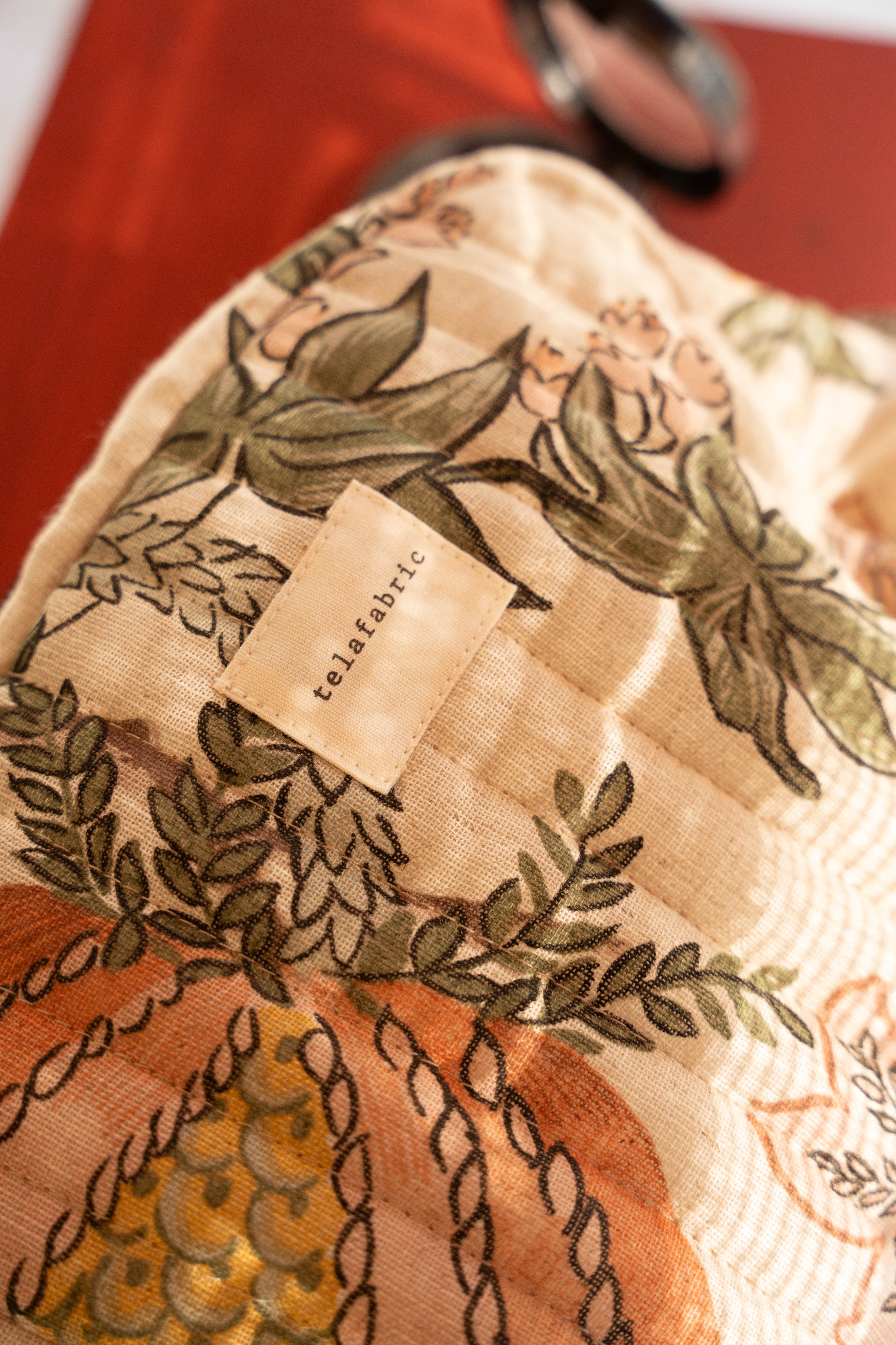 DESENLİ KETEN MAKYAJ ÇANTASI & CLUTCH
