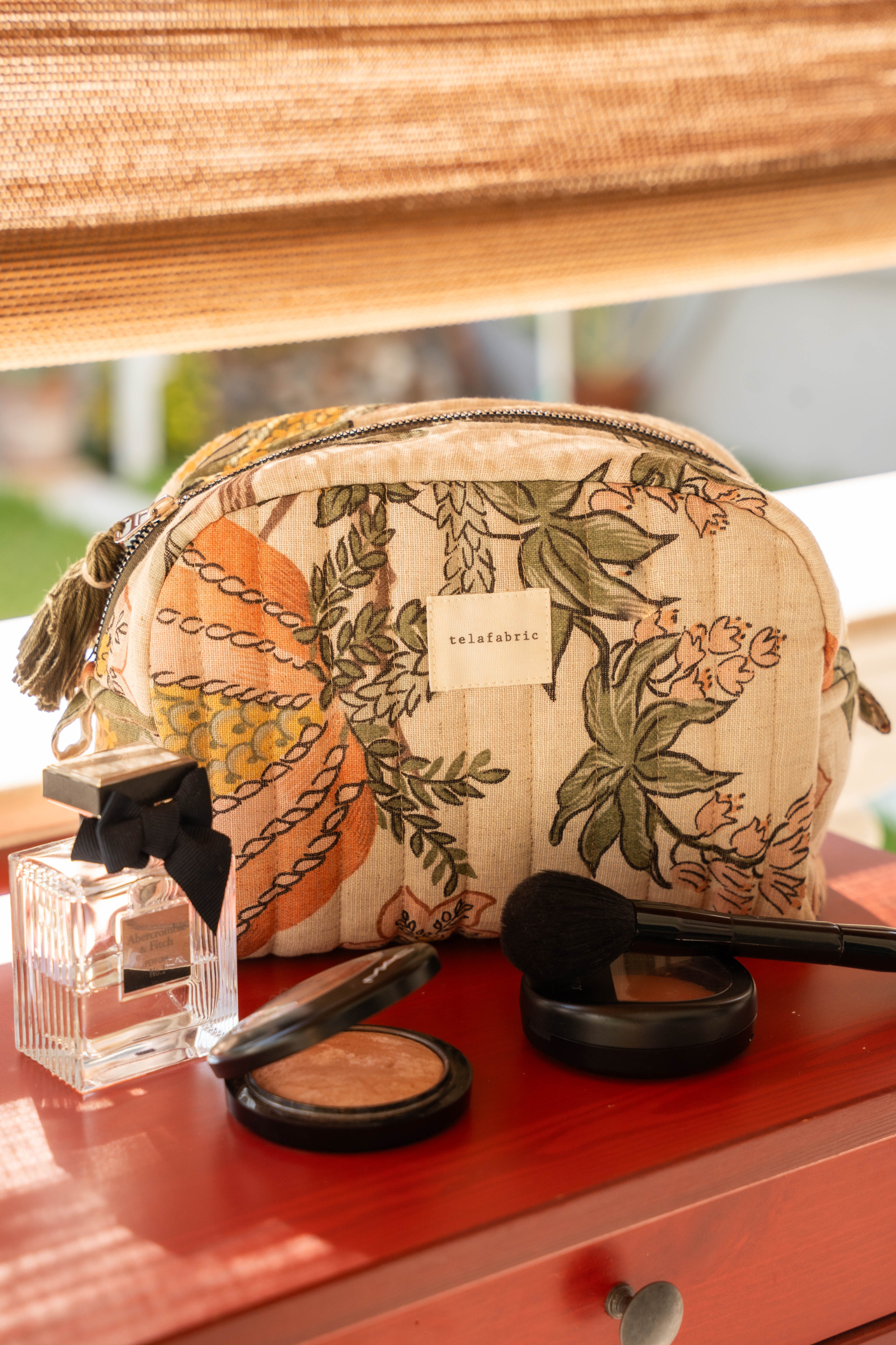 DESENLİ KETEN MAKYAJ ÇANTASI & CLUTCH