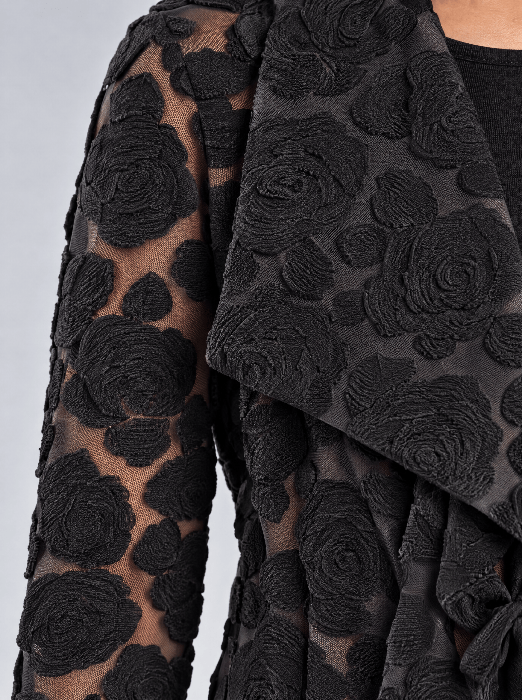 Bold & Young Kadın Gül Desenli Beli İçten İpli Yün Karışımlı Uzun Cardigan Siyah Ceket