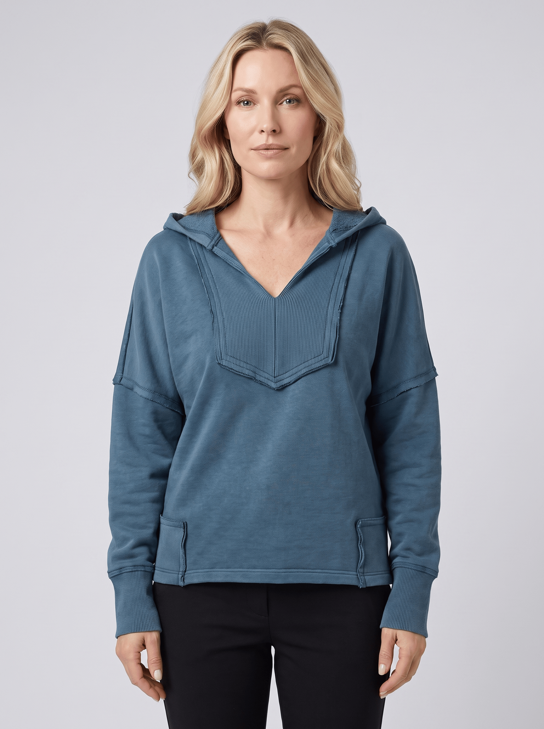 Bold & Young Kadın Petrol Mavisi V Yaka Dikiş Detaylı Parça Boya Yıkama Efektli %100 Pamuk Kapüşonlu Sweatshirt