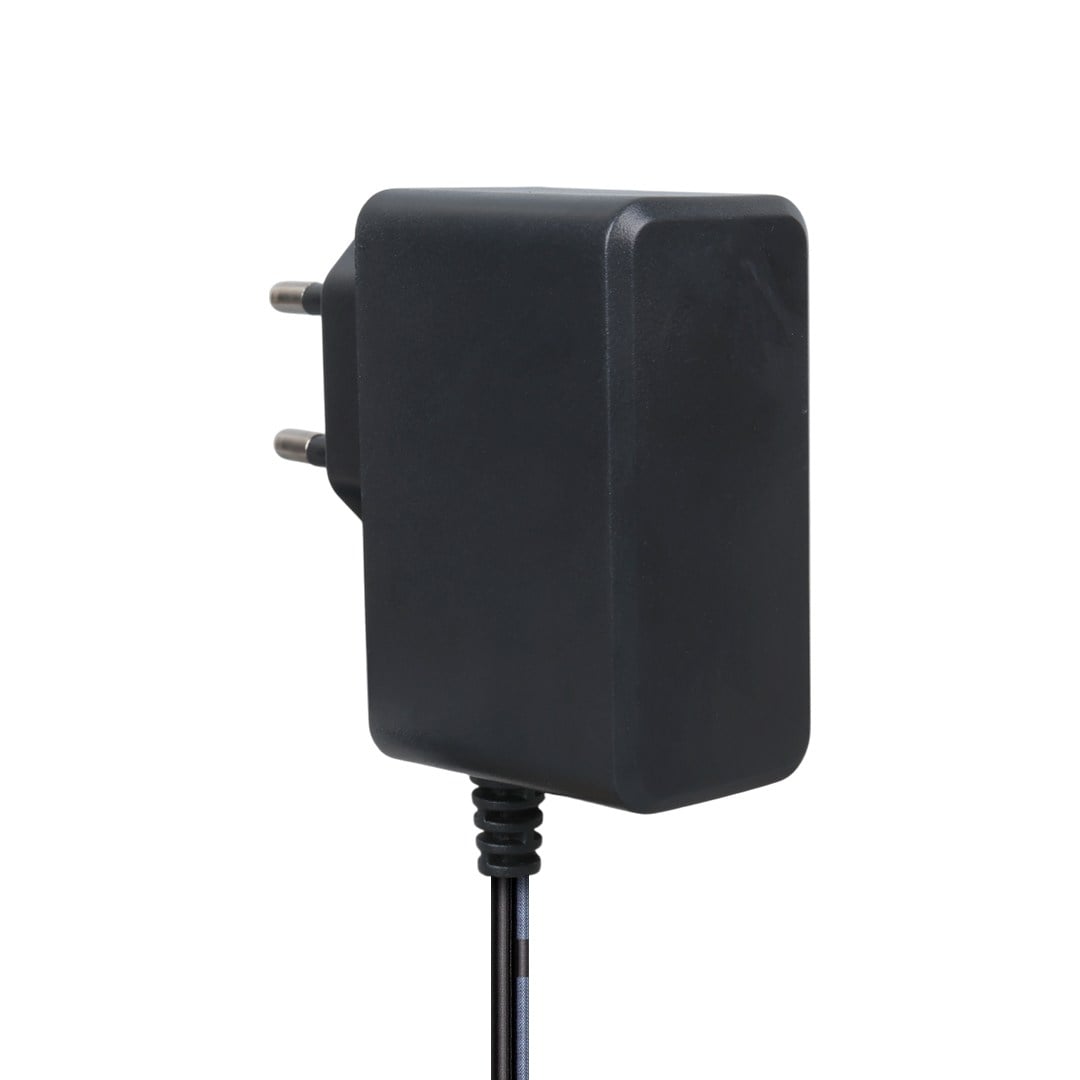 FULLY 1614G 6 VOLT 1 AMPER 5.5*2.5 MM UÇLU PRİZ TİPİ ADAPTÖR