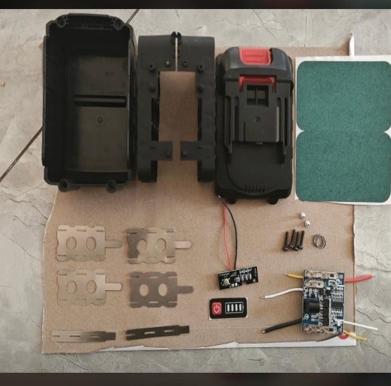 POWERMASTER 15 PİLLİ BOŞ KASA BMS GÖSTERGELİ MATKAP BATARYA KUTU SETİ ( PİL DAHİL DEĞİL)